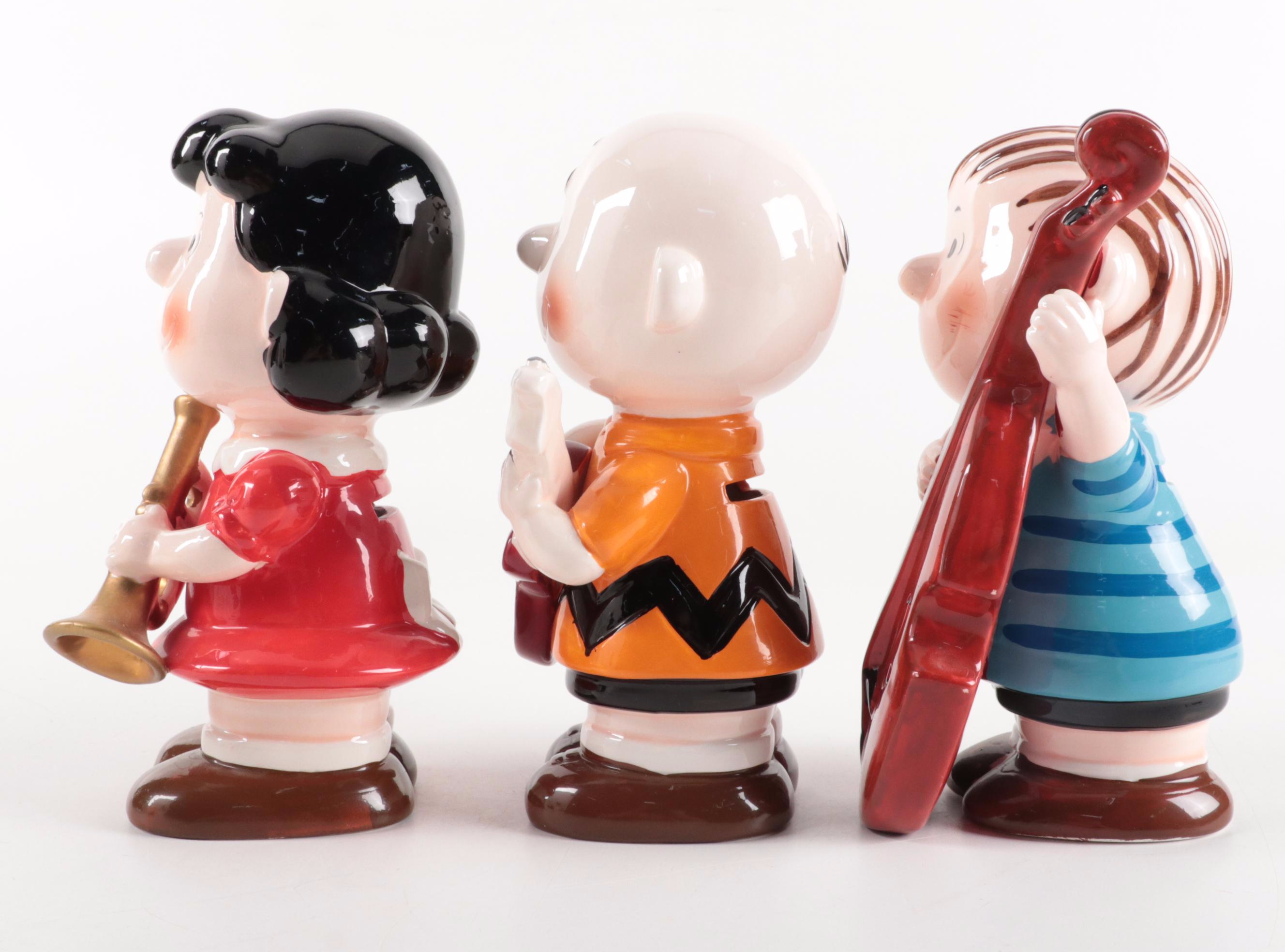 The Peanuts Gang Playing Instruments Ceramic Coin Still Banks, 1966