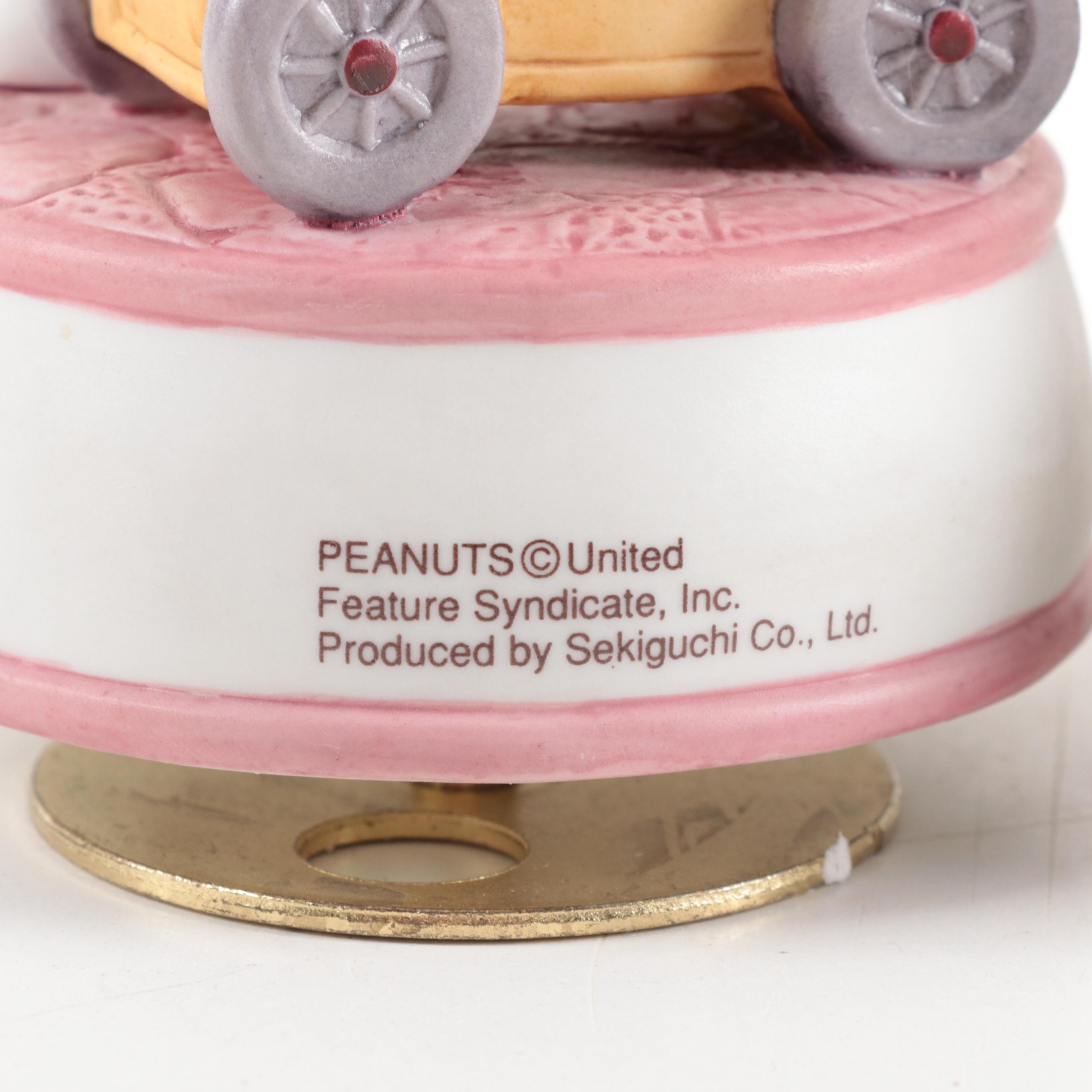 Sekiguchi "Snoopy" Peanuts Porcelain Musical Figurines