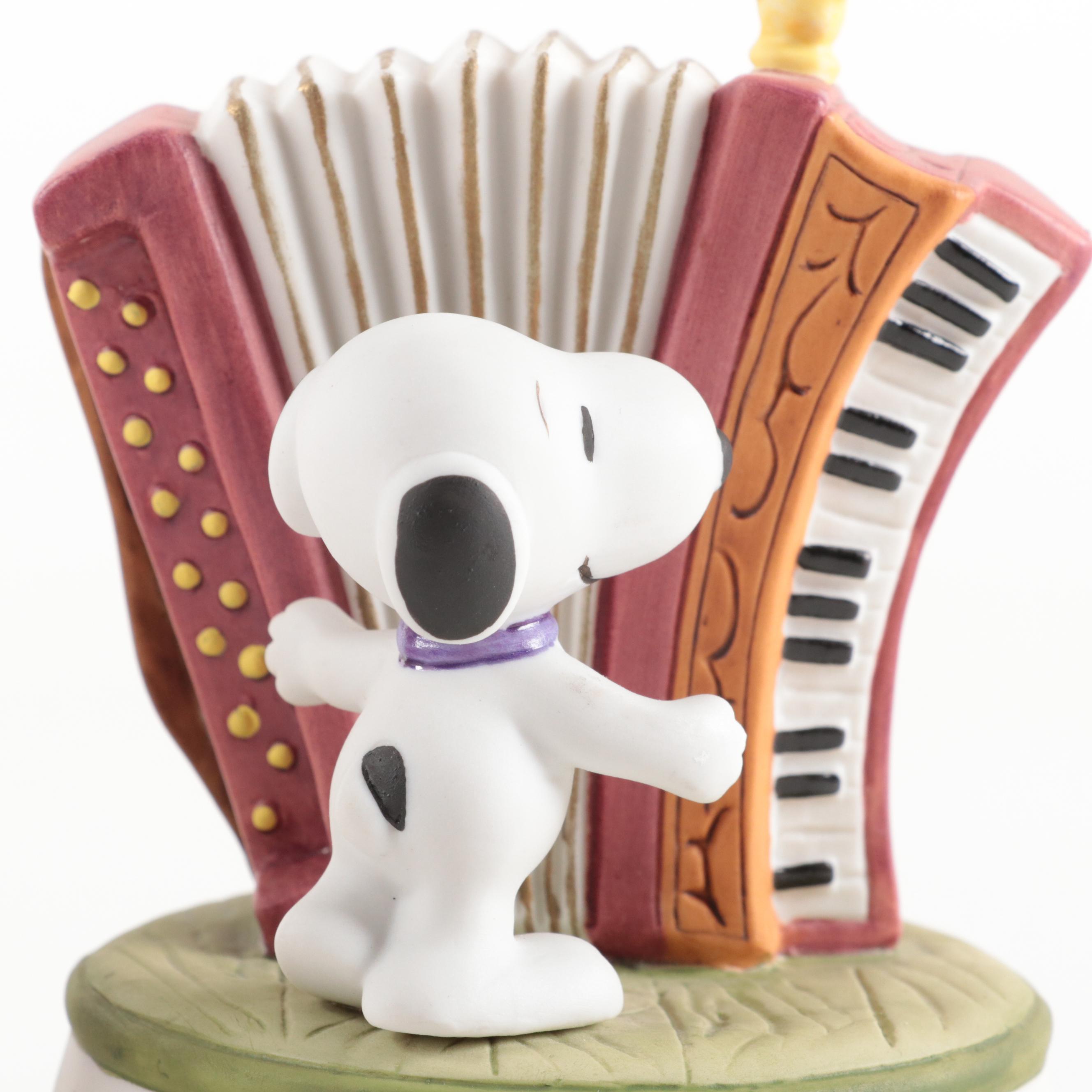 Sekiguchi "Snoopy" Peanuts Porcelain Musical Figurines