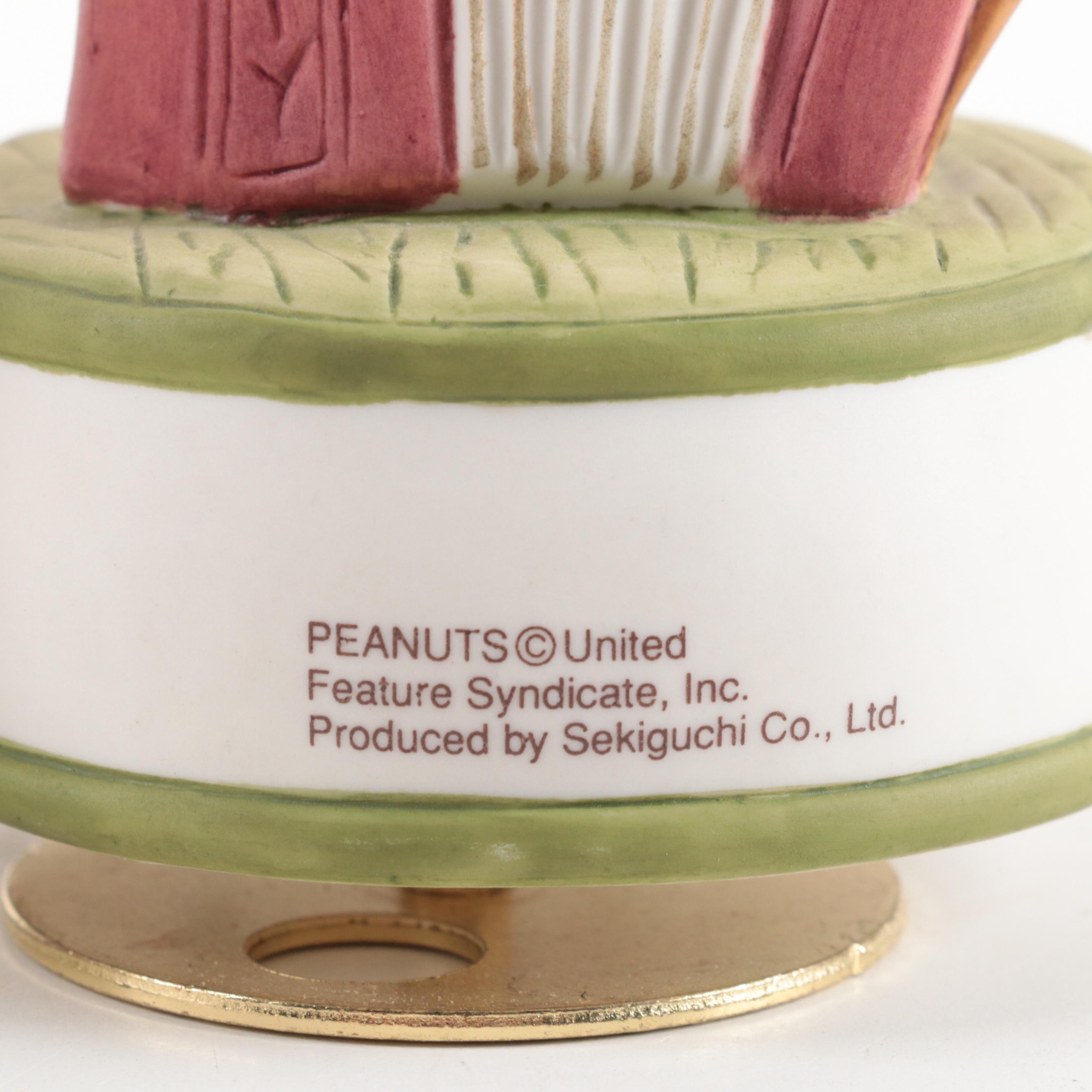 Sekiguchi "Snoopy" Peanuts Porcelain Musical Figurines