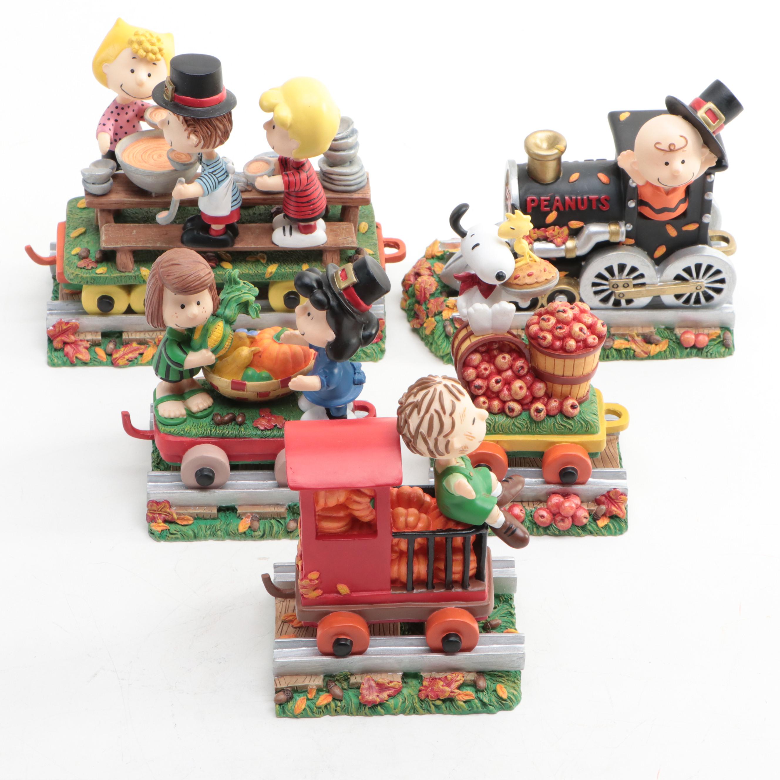 Danbury Mint "Peanuts Thanksgiving Special" Train