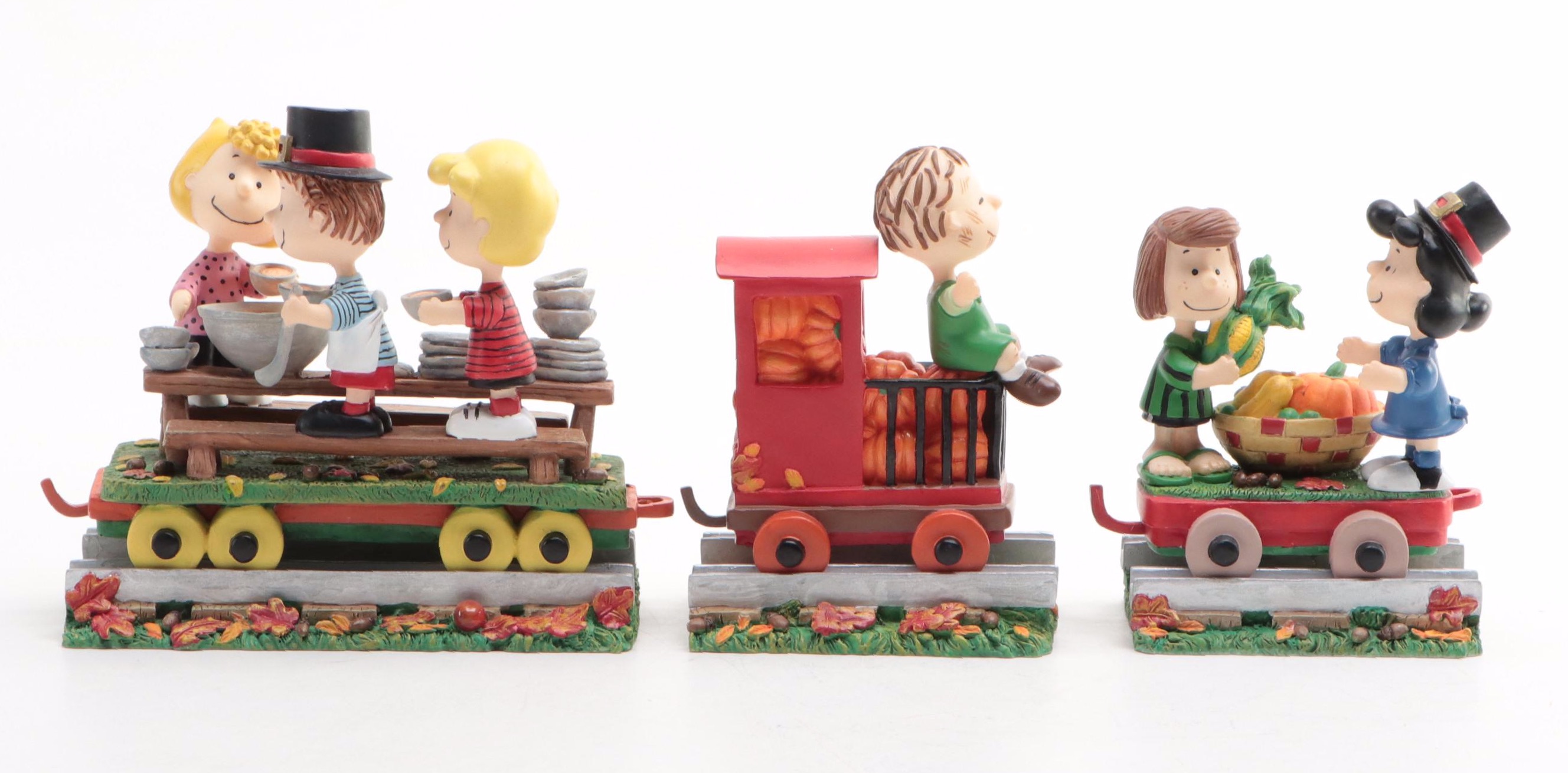 Danbury Mint "Peanuts Thanksgiving Special" Train