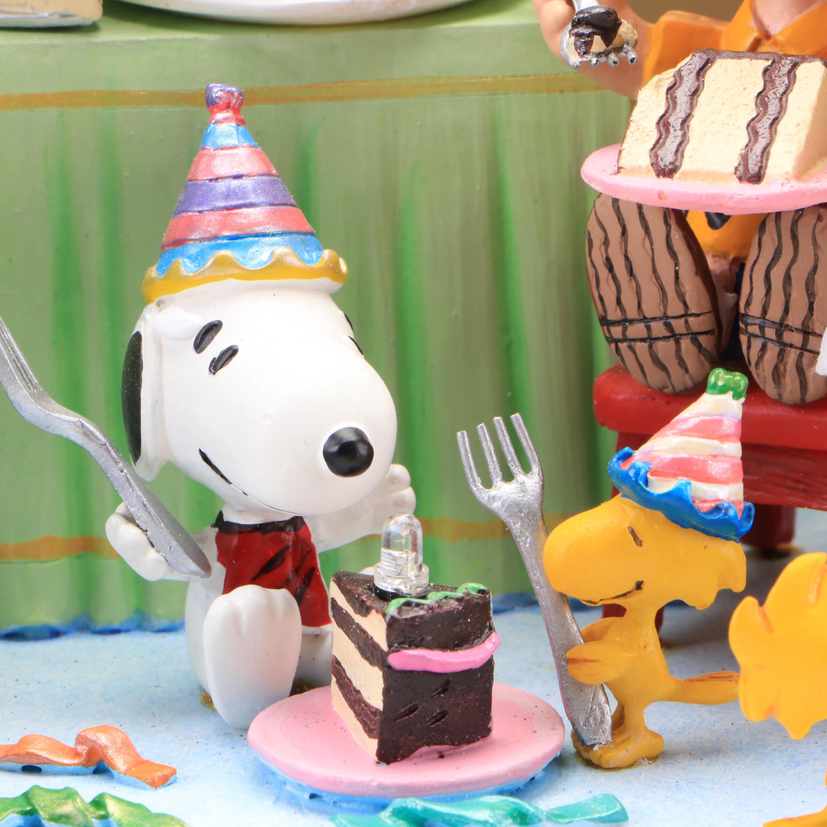 Danbury Mint Peanuts "Best Birthday Ever" Resin Illuminated Figural Group