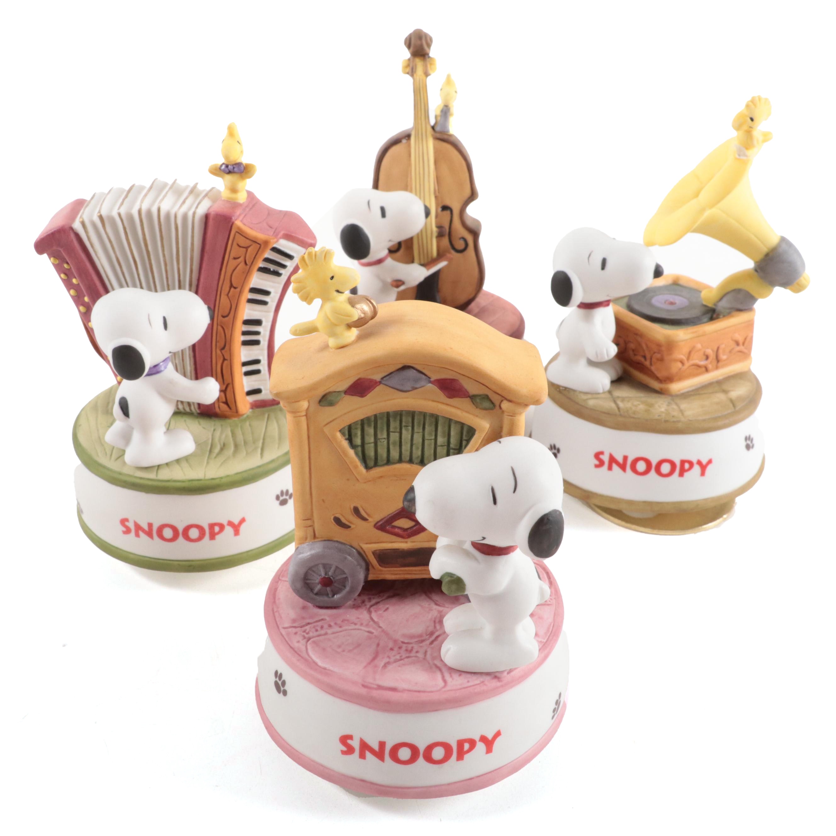 Sekiguchi "Snoopy" Peanuts Porcelain Musical Figurines
