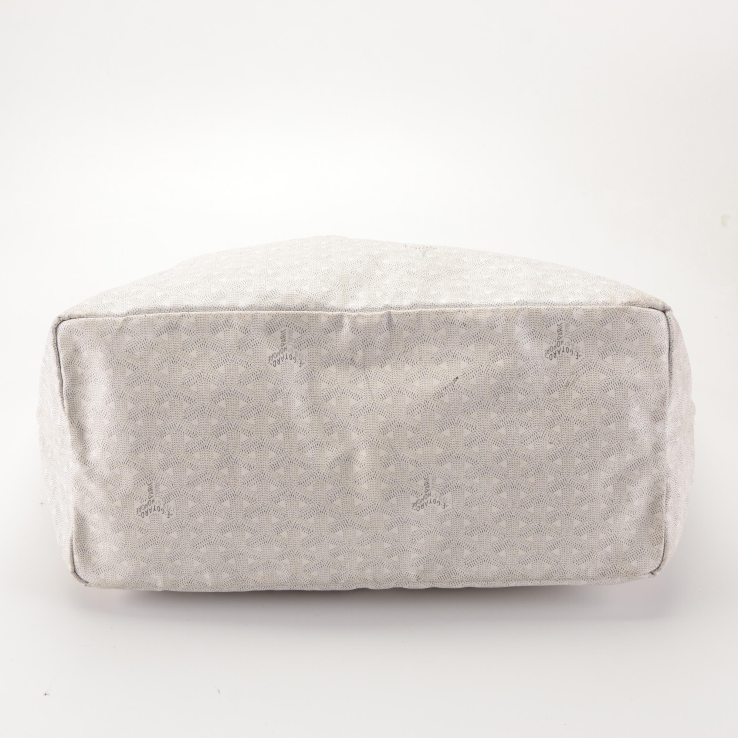 Goyard Saint Louis GM Tote Bag in White Goyardine Coated Canvas with Pouch