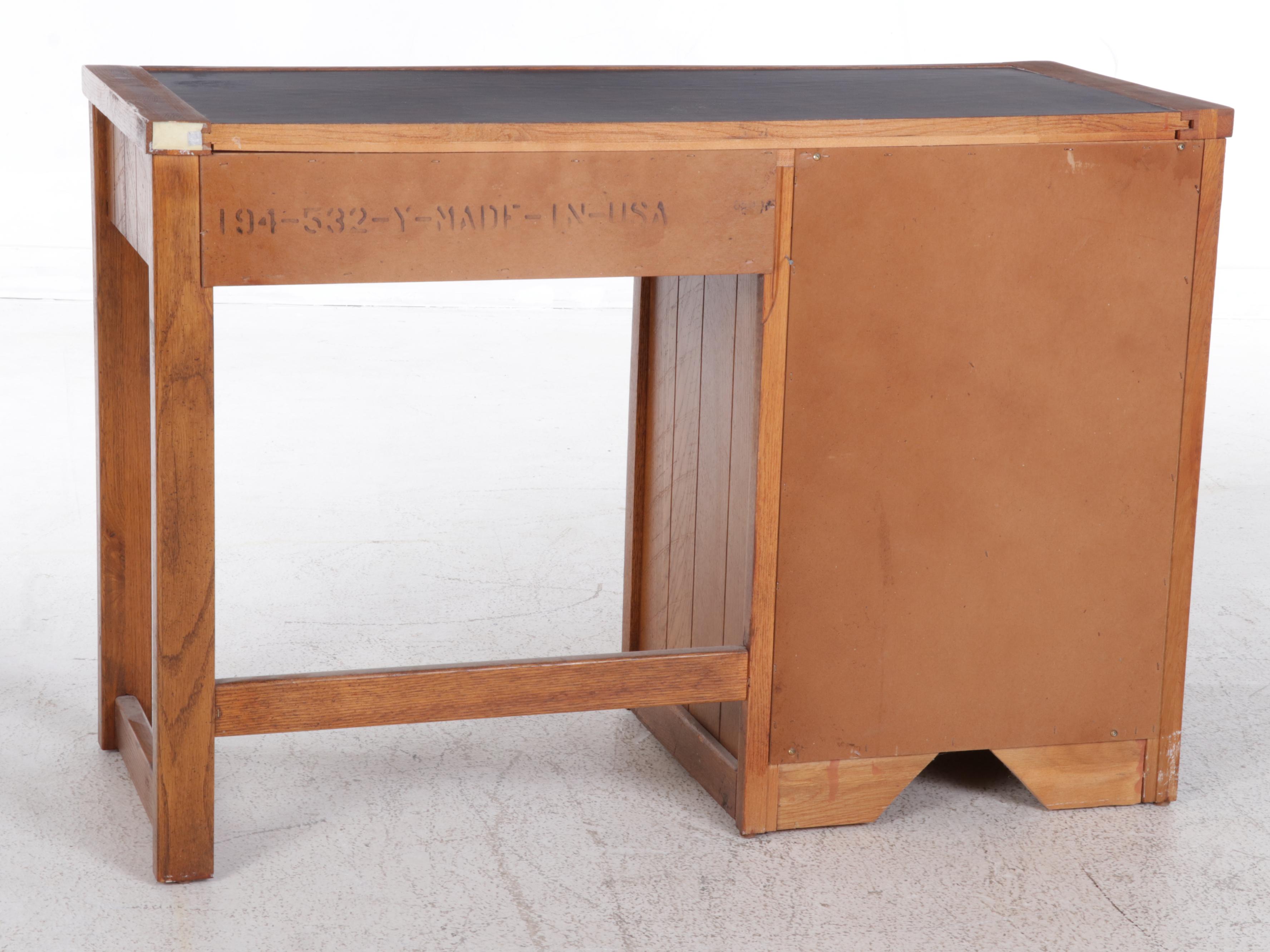 Young-Hinkle "Windjammer" Rustic Oak Desk With Chair