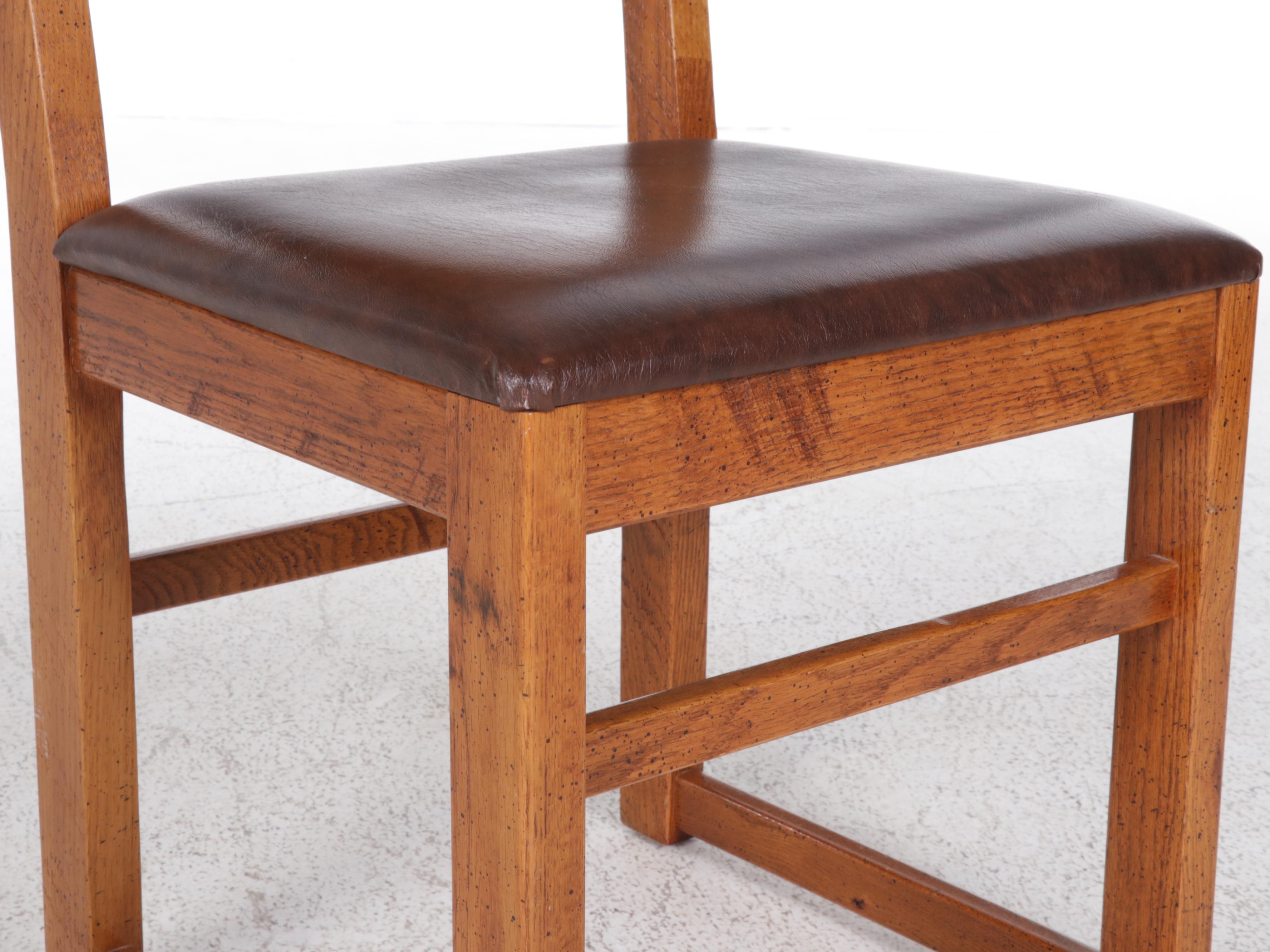 Young-Hinkle "Windjammer" Rustic Oak Desk With Chair