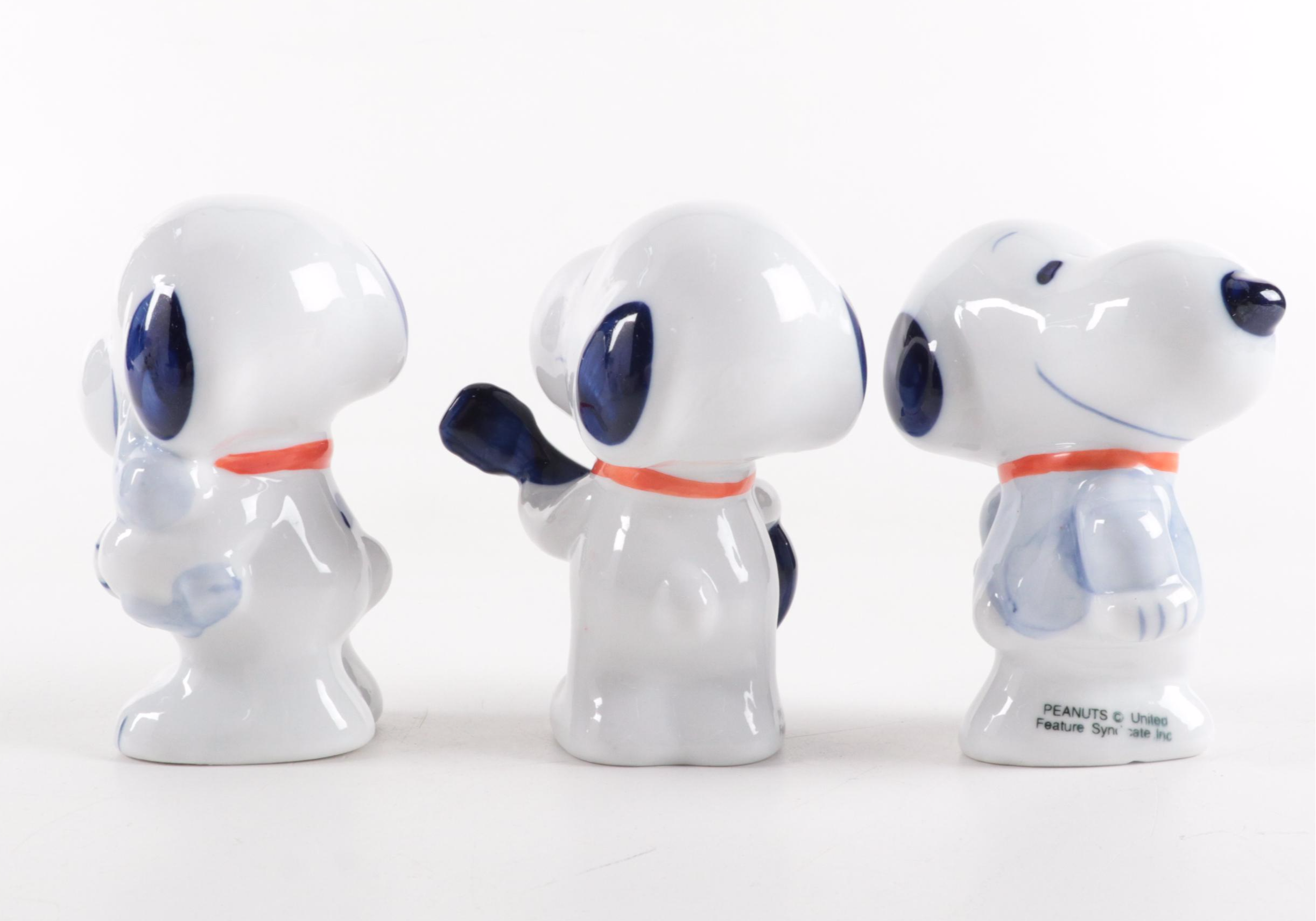 Sun Hing Peanuts Snoopy Ceramic Figurines with Seto Ceramic Peanuts Stoppers
