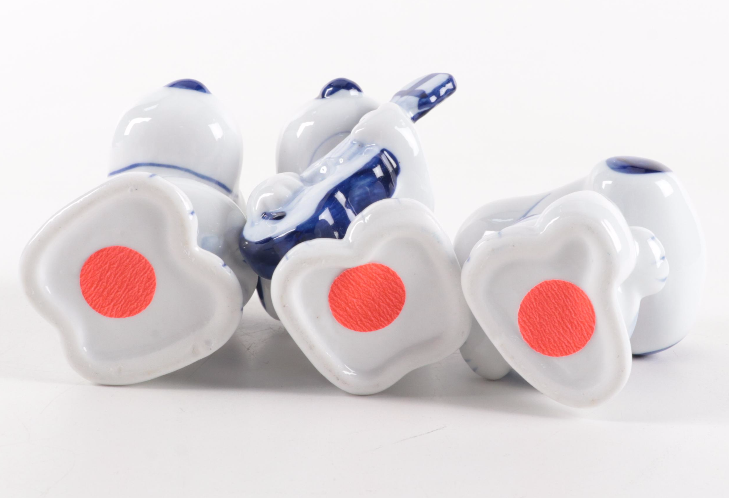 Sun Hing Peanuts Snoopy Ceramic Figurines with Seto Ceramic Peanuts Stoppers