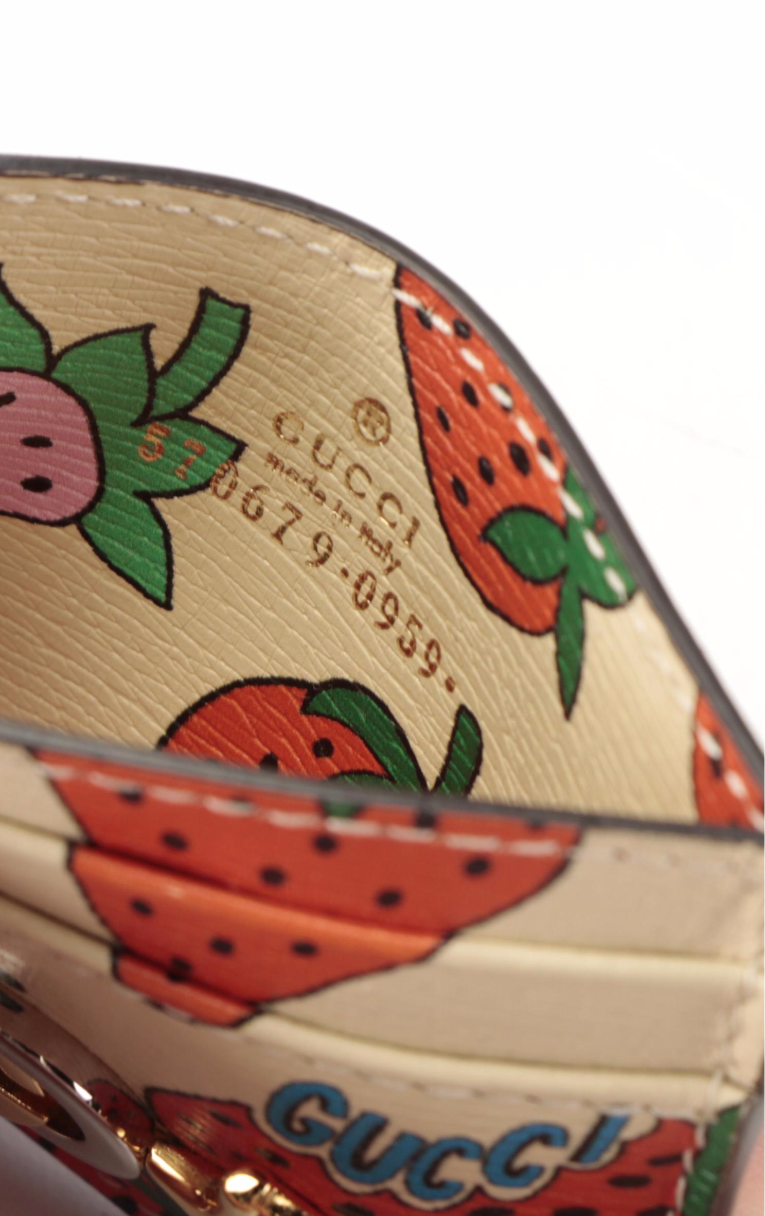 Gucci Zumi Card Case in Strawberry Print Leather with Box