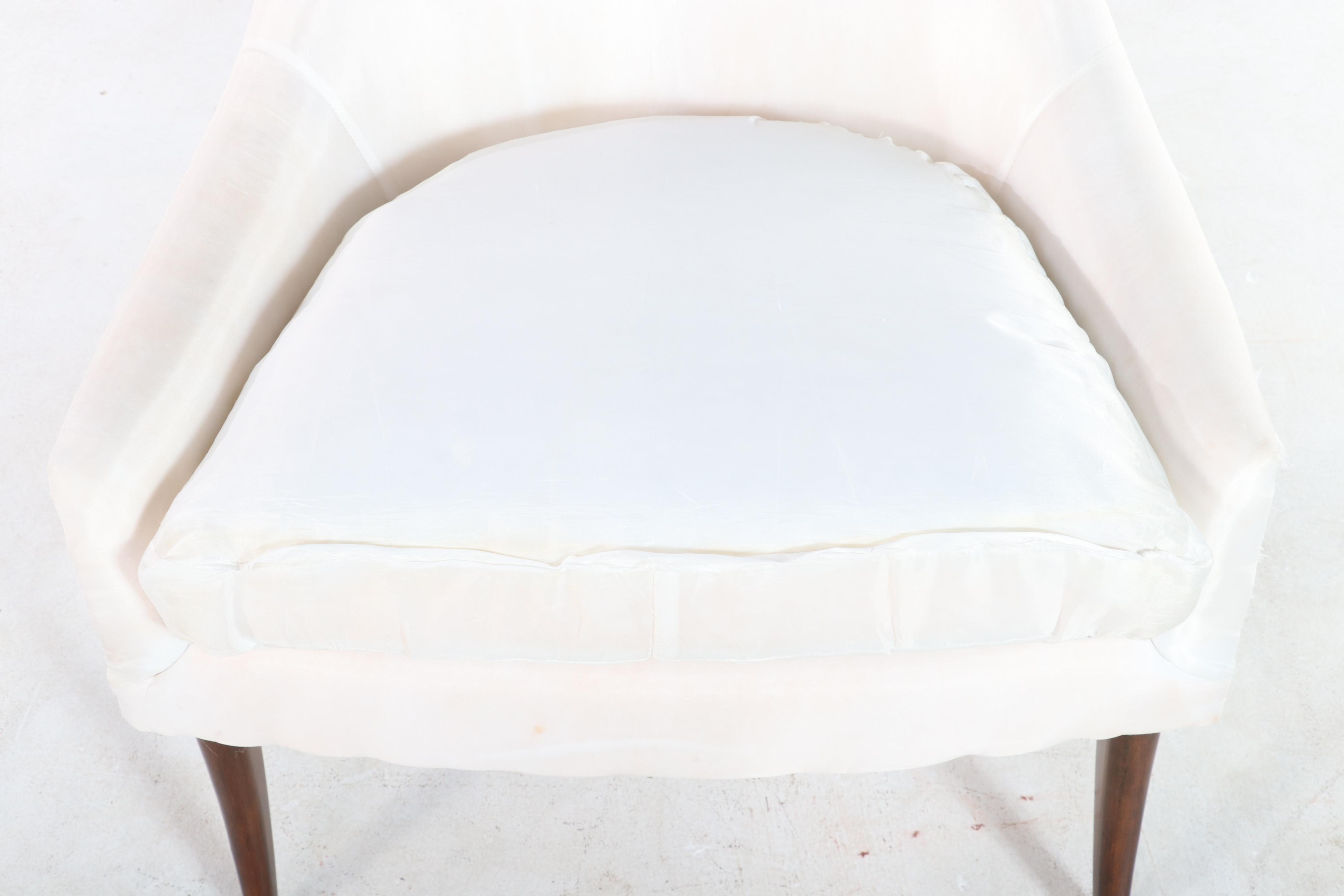 MLW Chairs Modernist Style Hardwood Lounge Chair