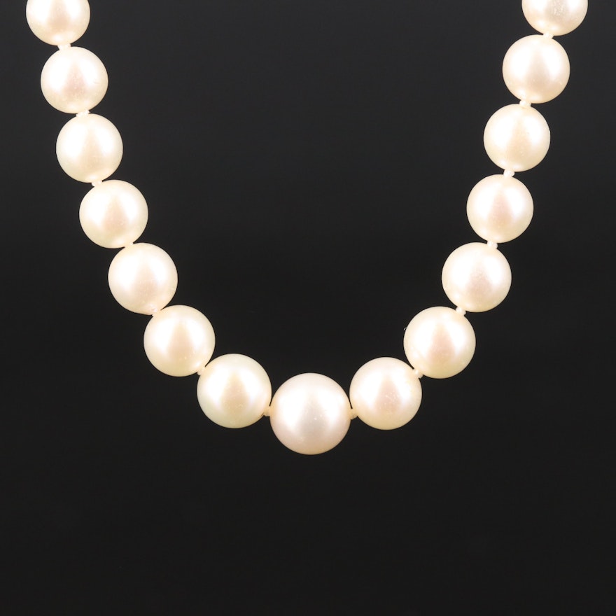 Graduated Pearl Necklace with 14K Clasp