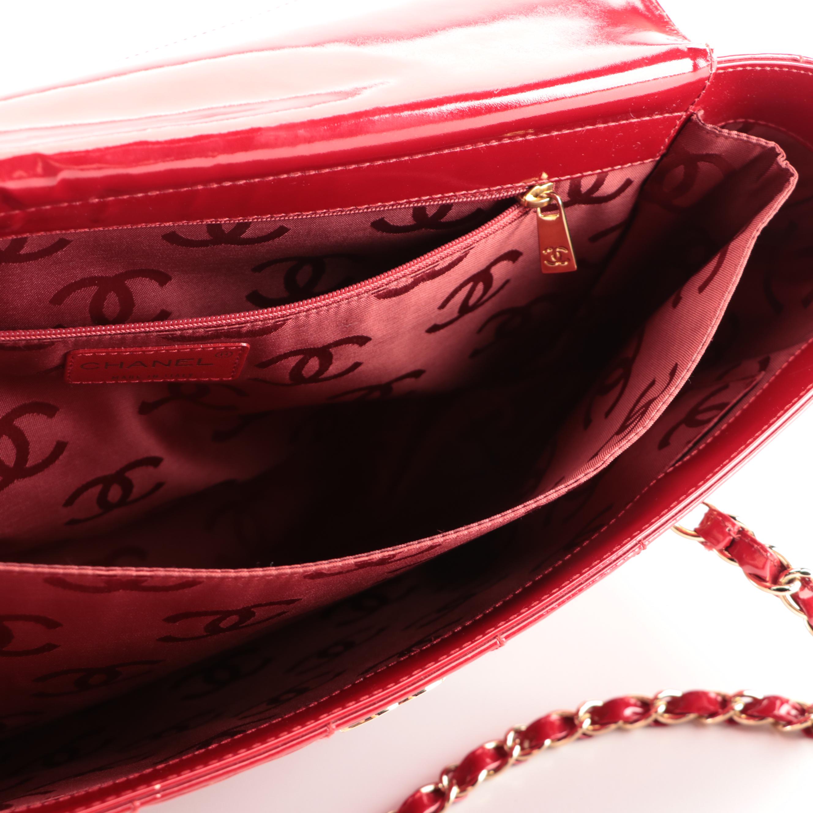 Chanel Chocolate Bar Tote Bag in Quilted Red Patent Leather
