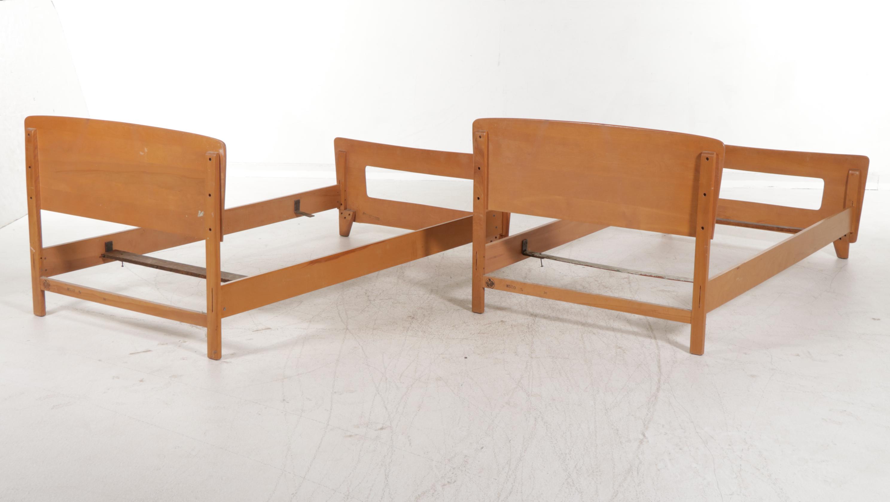 Pair of Heywood-Wakefield "StyleMaster" Mid Century Modern Birch Twin Beds