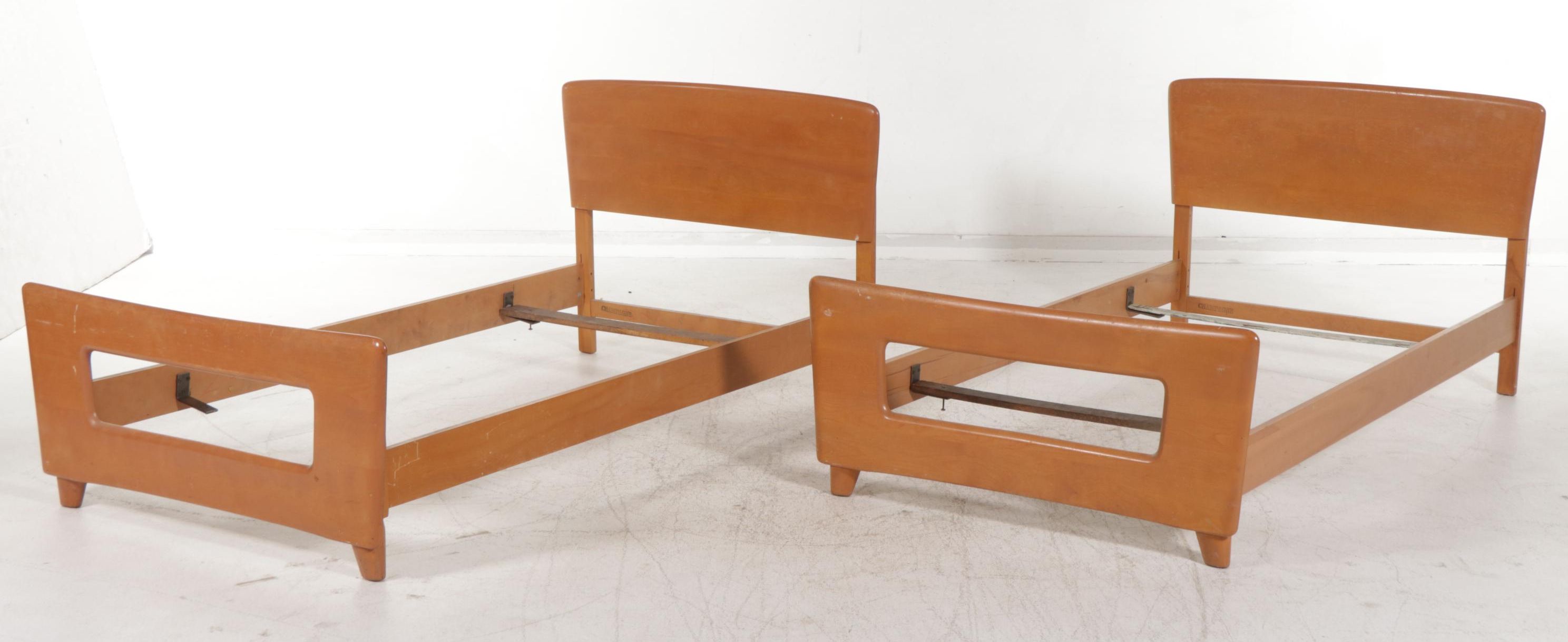 Pair of Heywood-Wakefield "StyleMaster" Mid Century Modern Birch Twin Beds