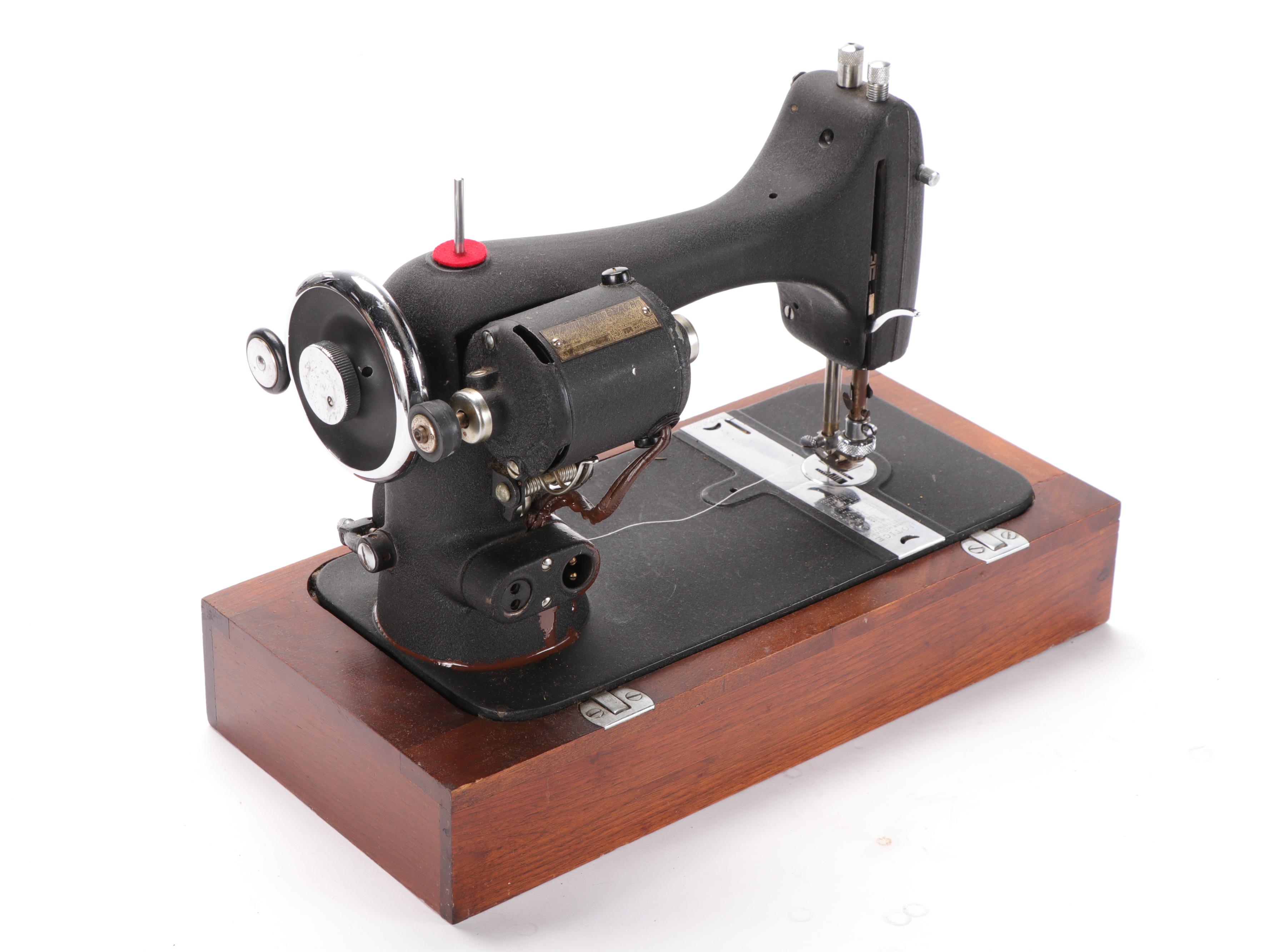 Hamilton Beach Coronado Model-A Sewing Machine, Mid-20th Century
