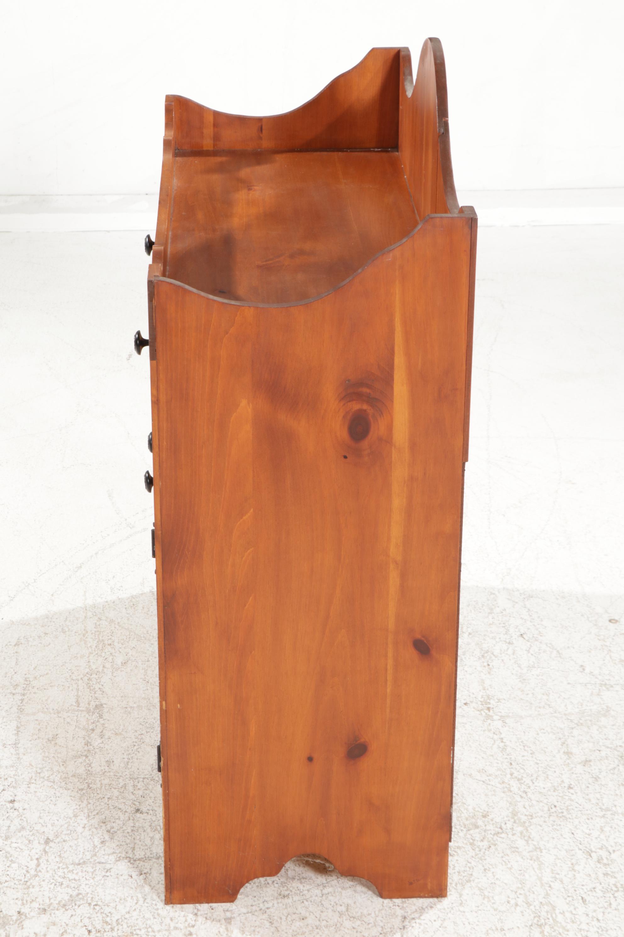 Mastercraft Pine Dry Sink Cabinet, Mid to Late 20th Century