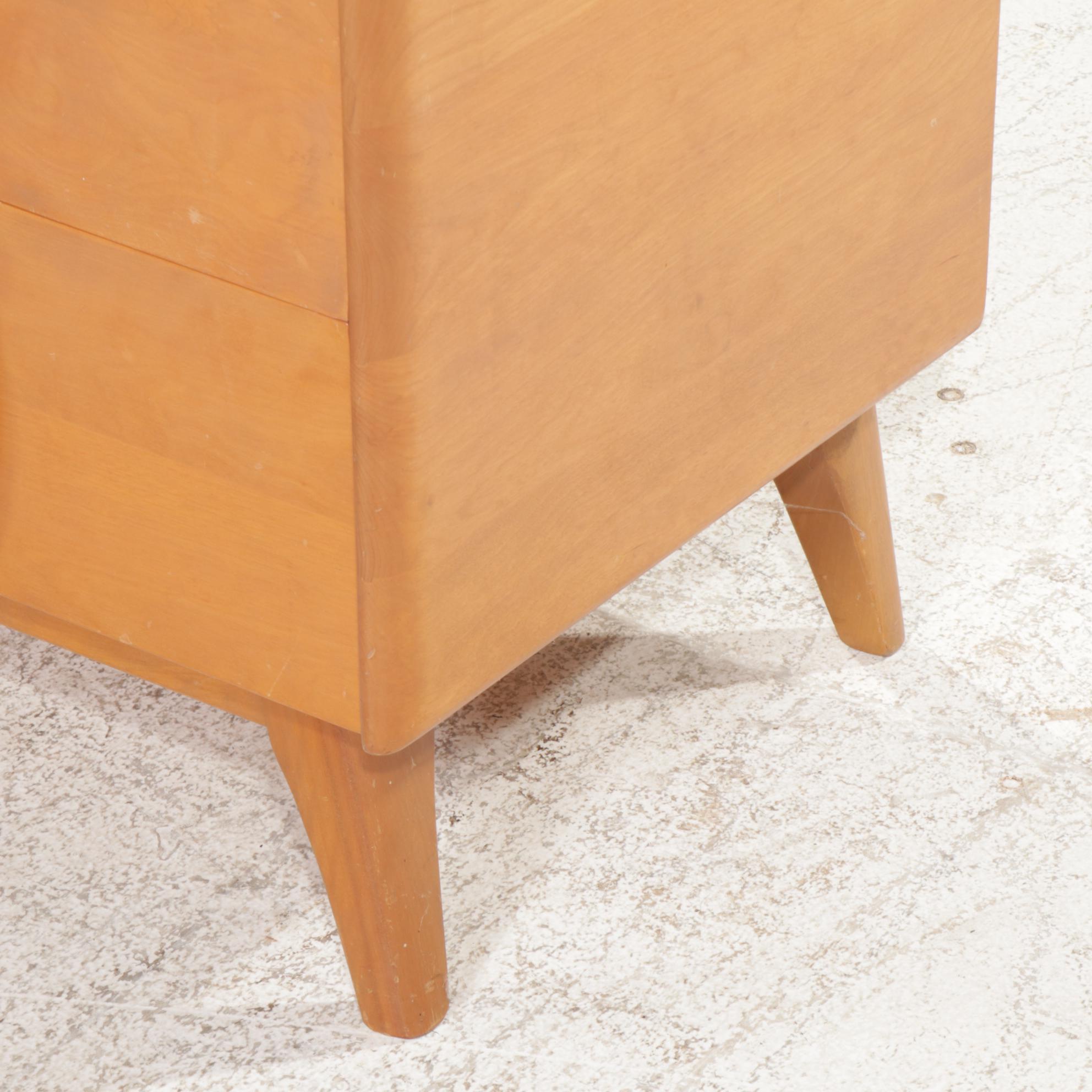 Heywood-Wakefield "Kohinoor" Mid Century Modern Dresser