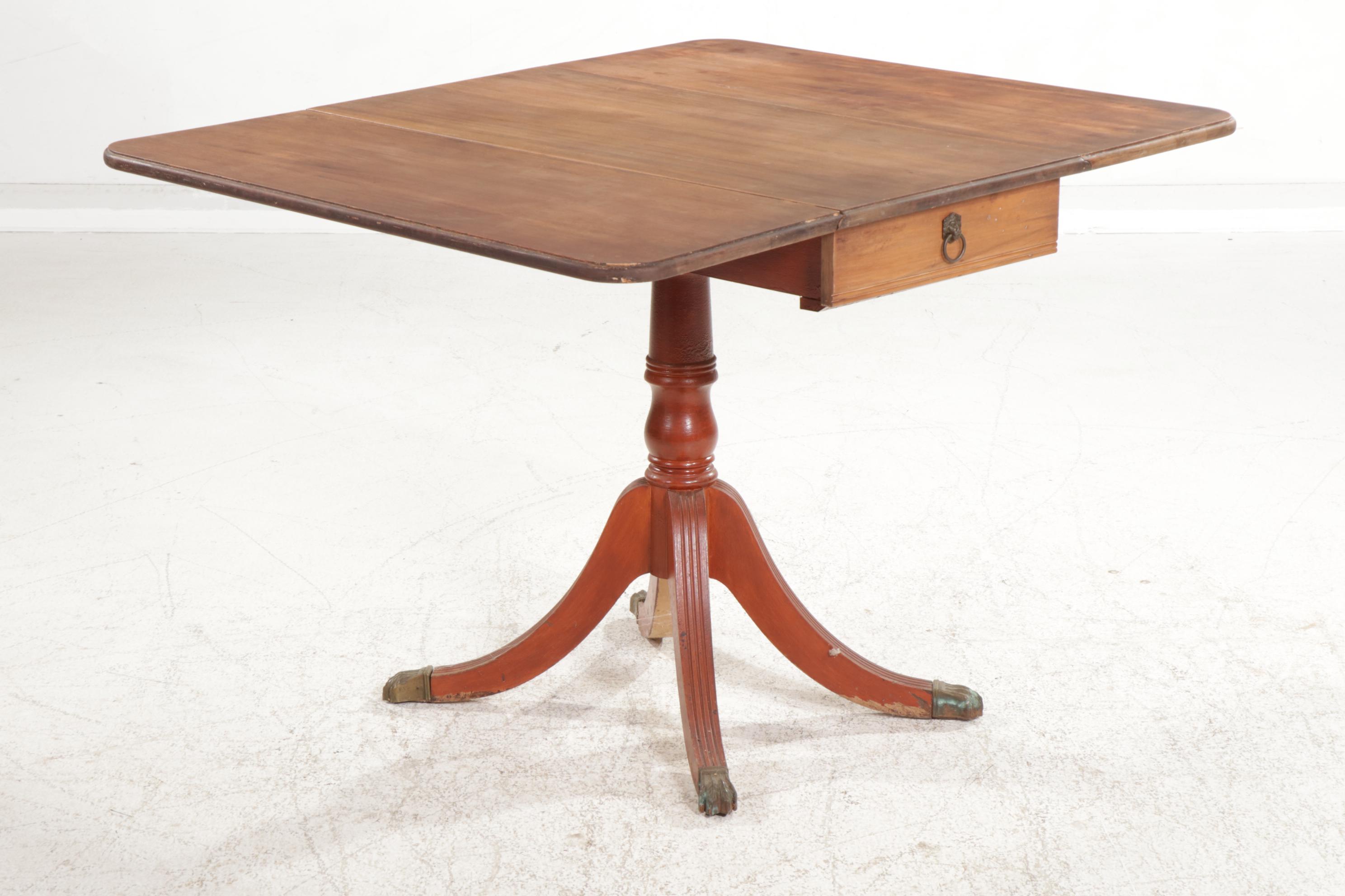 Brandt Sheraton Style Walnut Drop Leaf Table, Mid to Late 20th Century