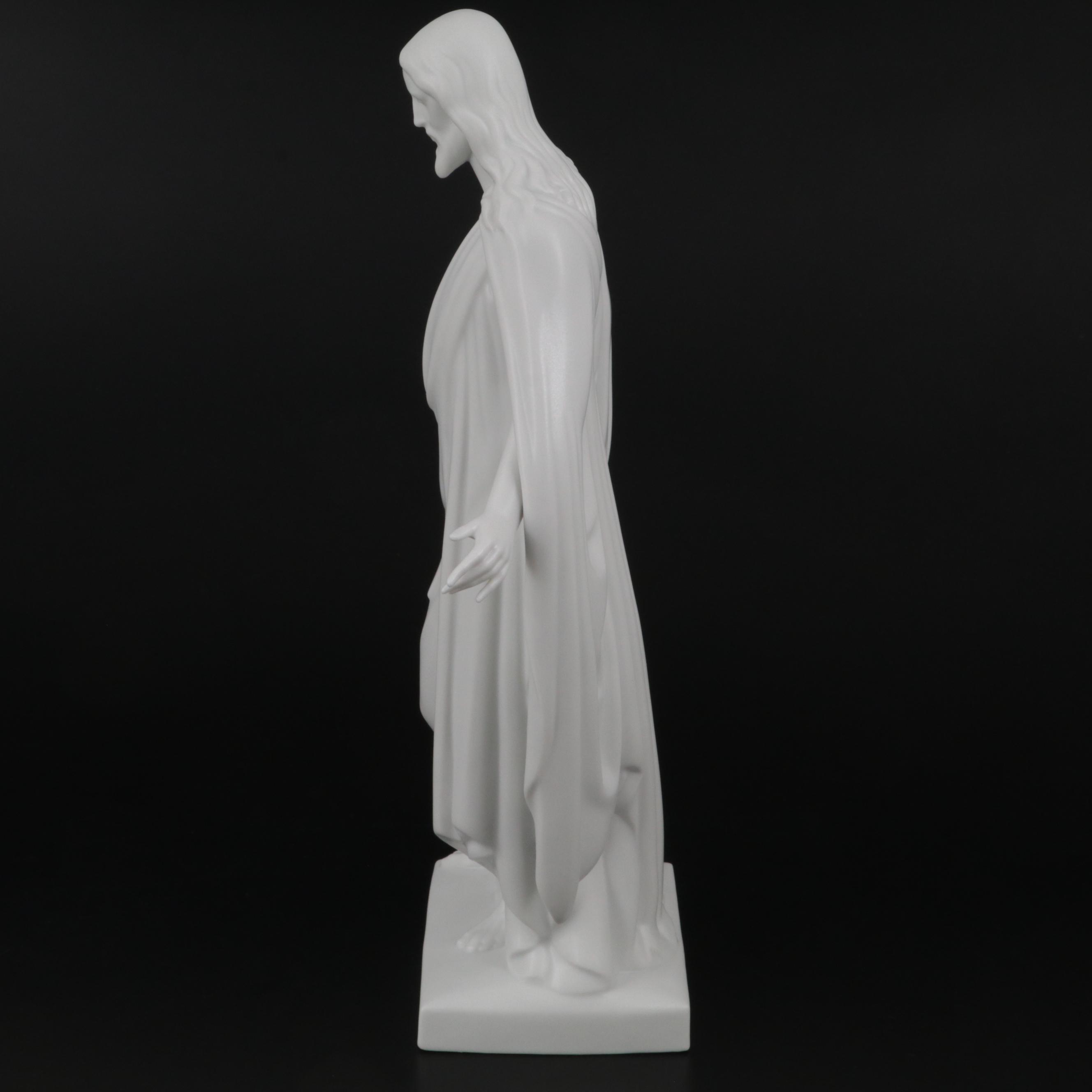 Lladró "Christus" Porcelain Figurine Designed by Juan Huerta
