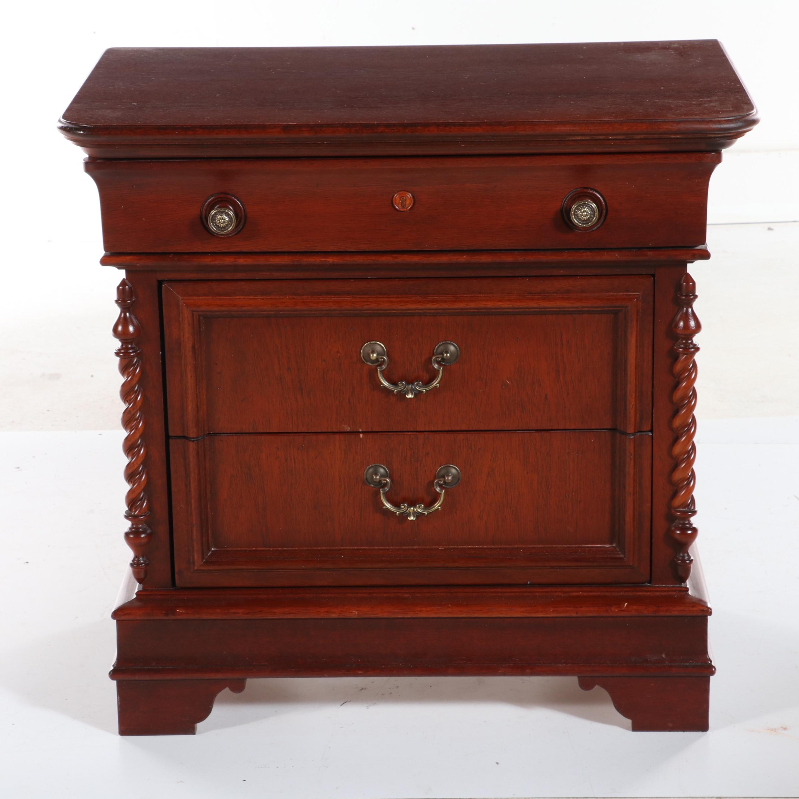 Pair of Lexington "Vestiges" Cherry Nightstands, Late 20th Century
