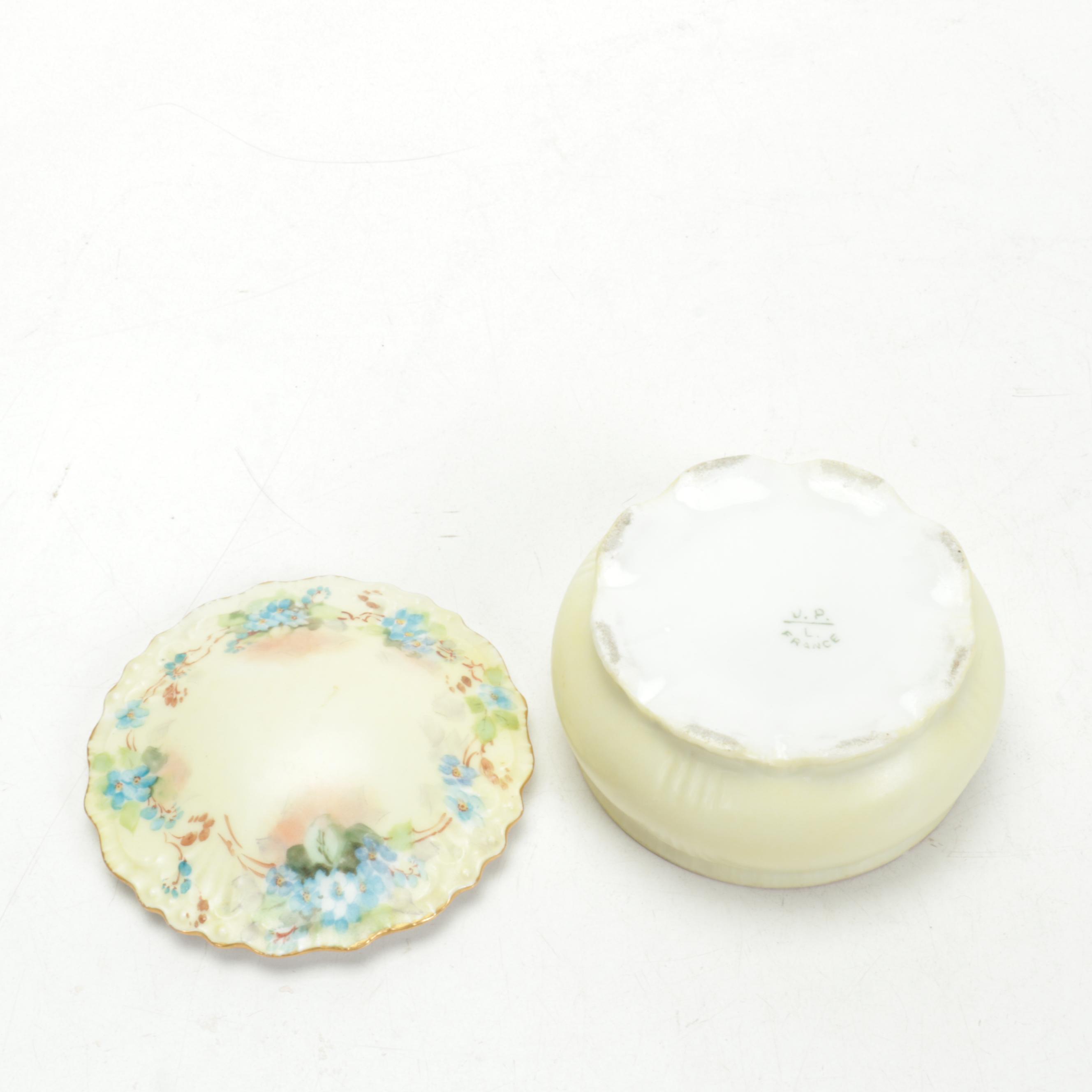 Wedgwood  "Gold Tonquin" Porcelain Box with Beaded Purse and Other Vanity Pieces