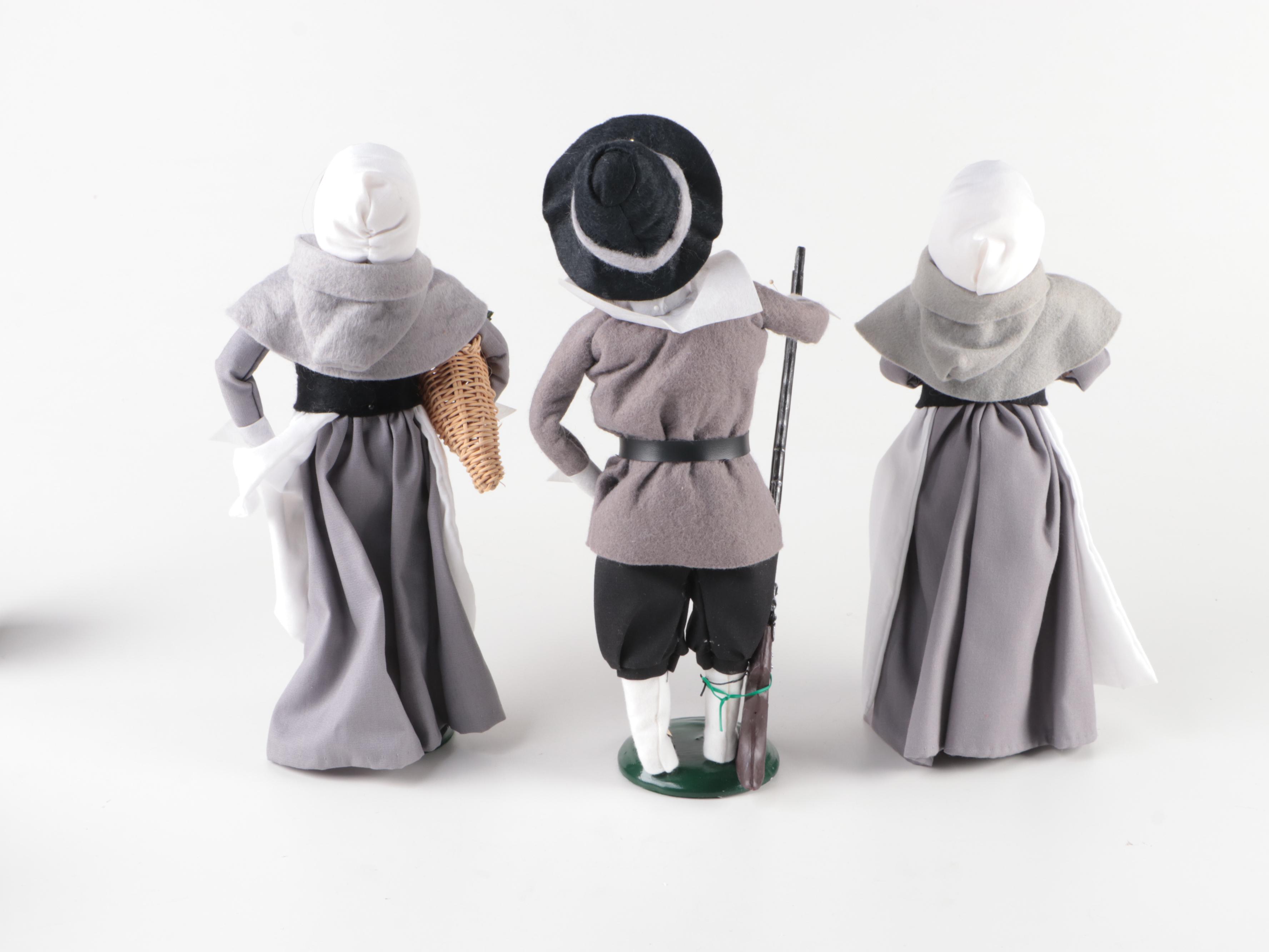 Byers' Choice Ltd. Carolers Williamsburg Thanksgiving Figurines