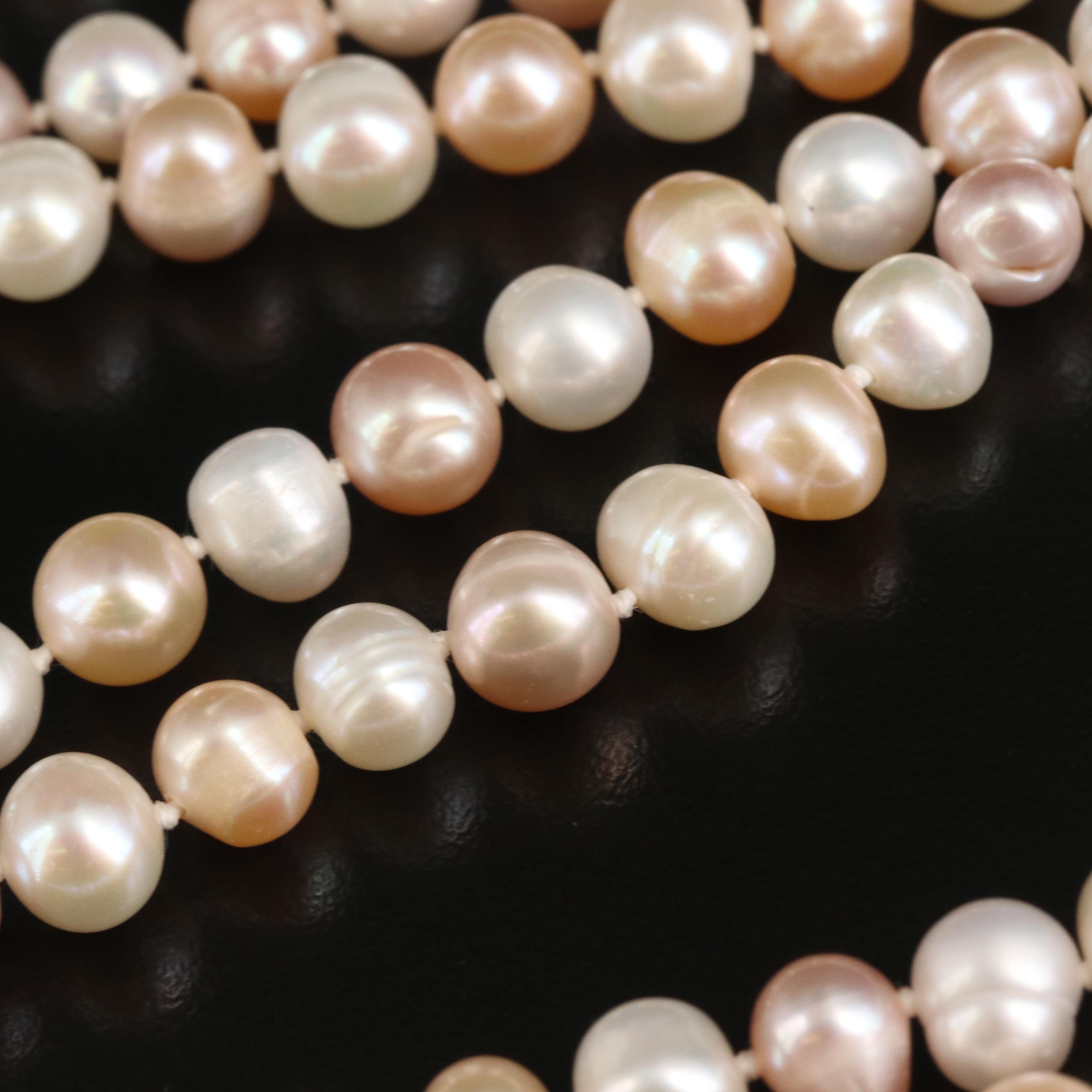 Rope Length Pearl Necklace