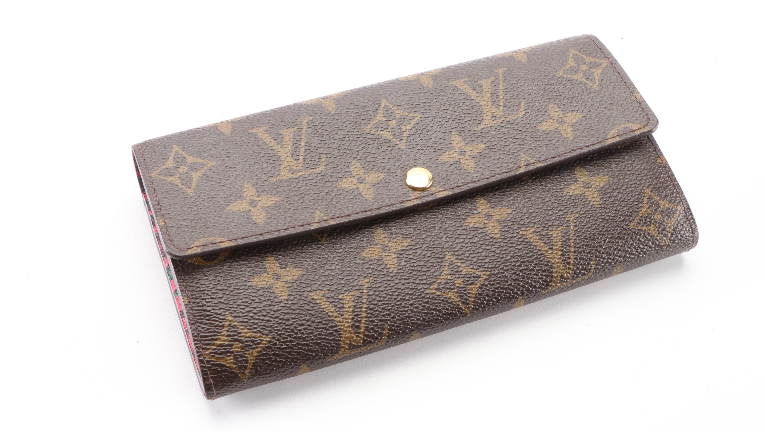 Louis Vuitton Limited Edition Sarah Wallet with Leopard Print Leather Interior