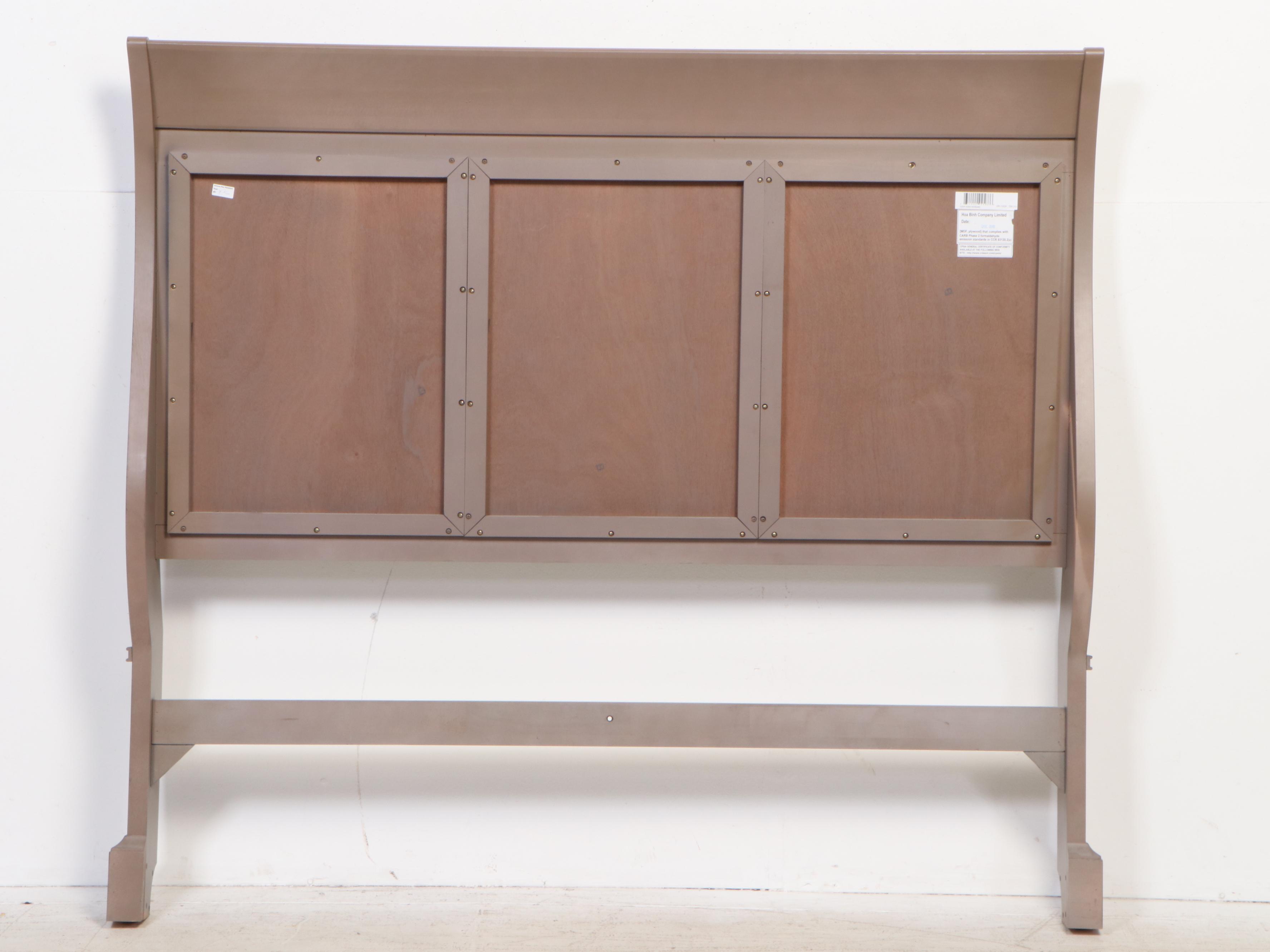 Cresent Fine Furniture "Melrose" Beech Queen Size Bed Frame in Gray Finish