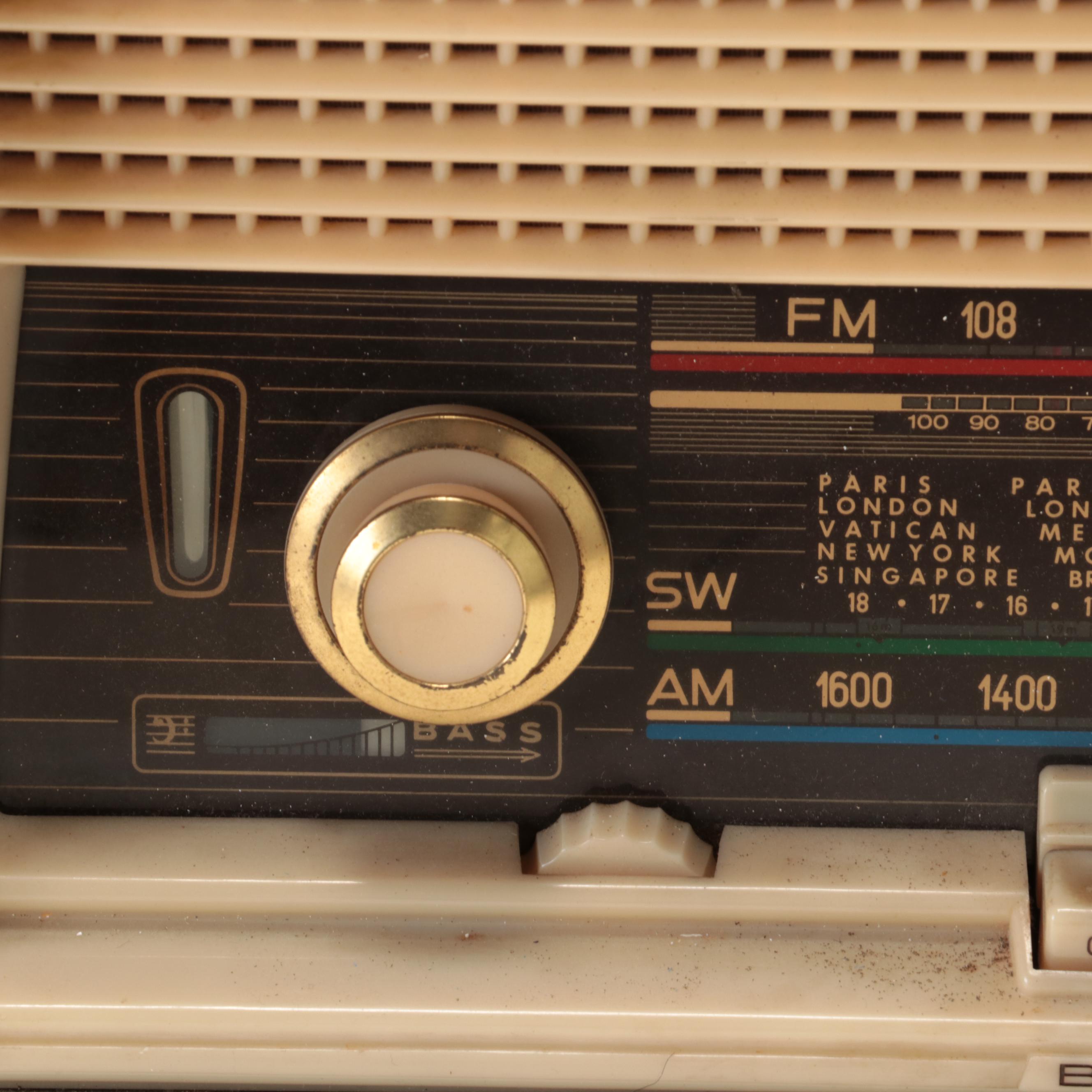 MCM Blaupunkt Sultan 2623 Tabletop Radio, Circa 1960