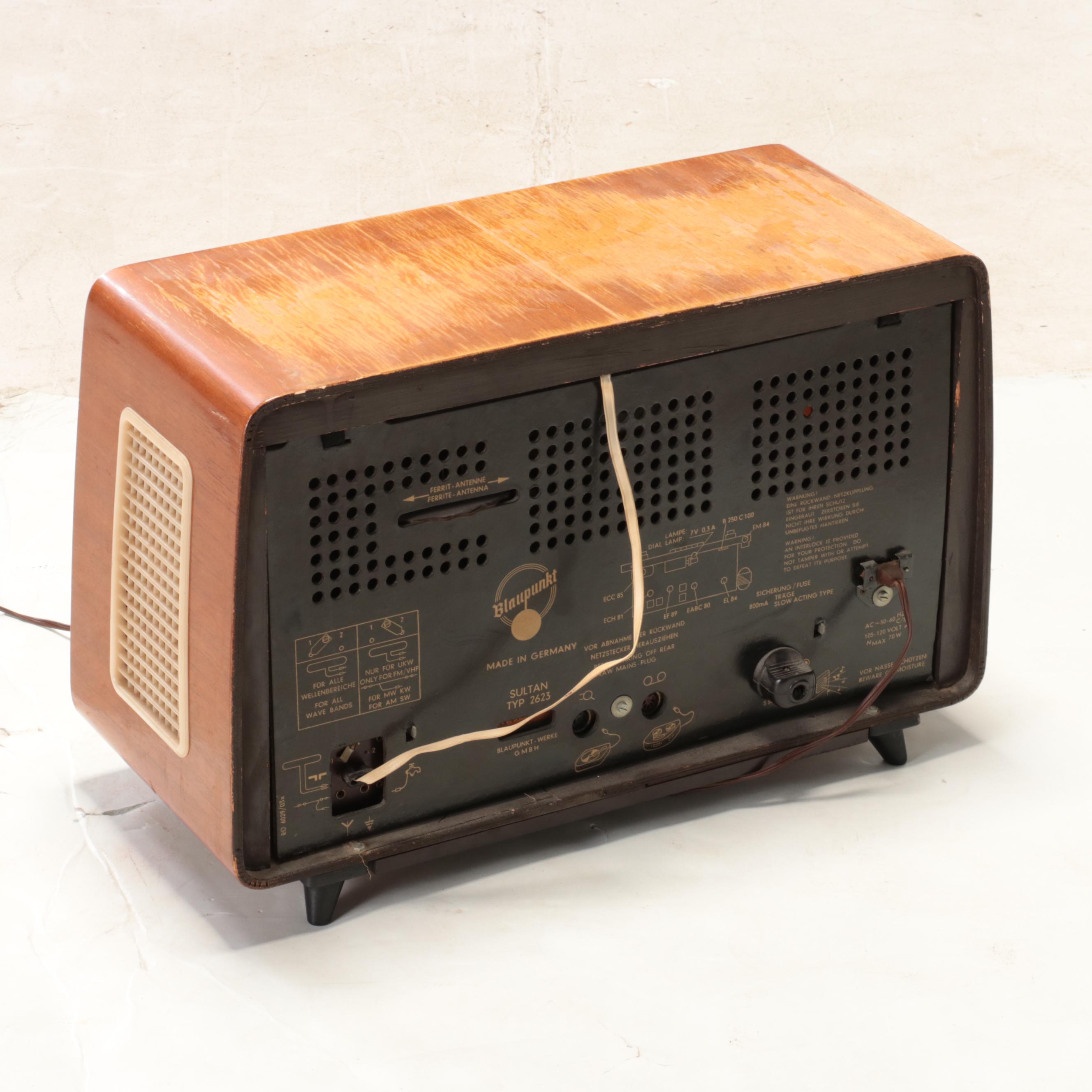 MCM Blaupunkt Sultan 2623 Tabletop Radio, Circa 1960