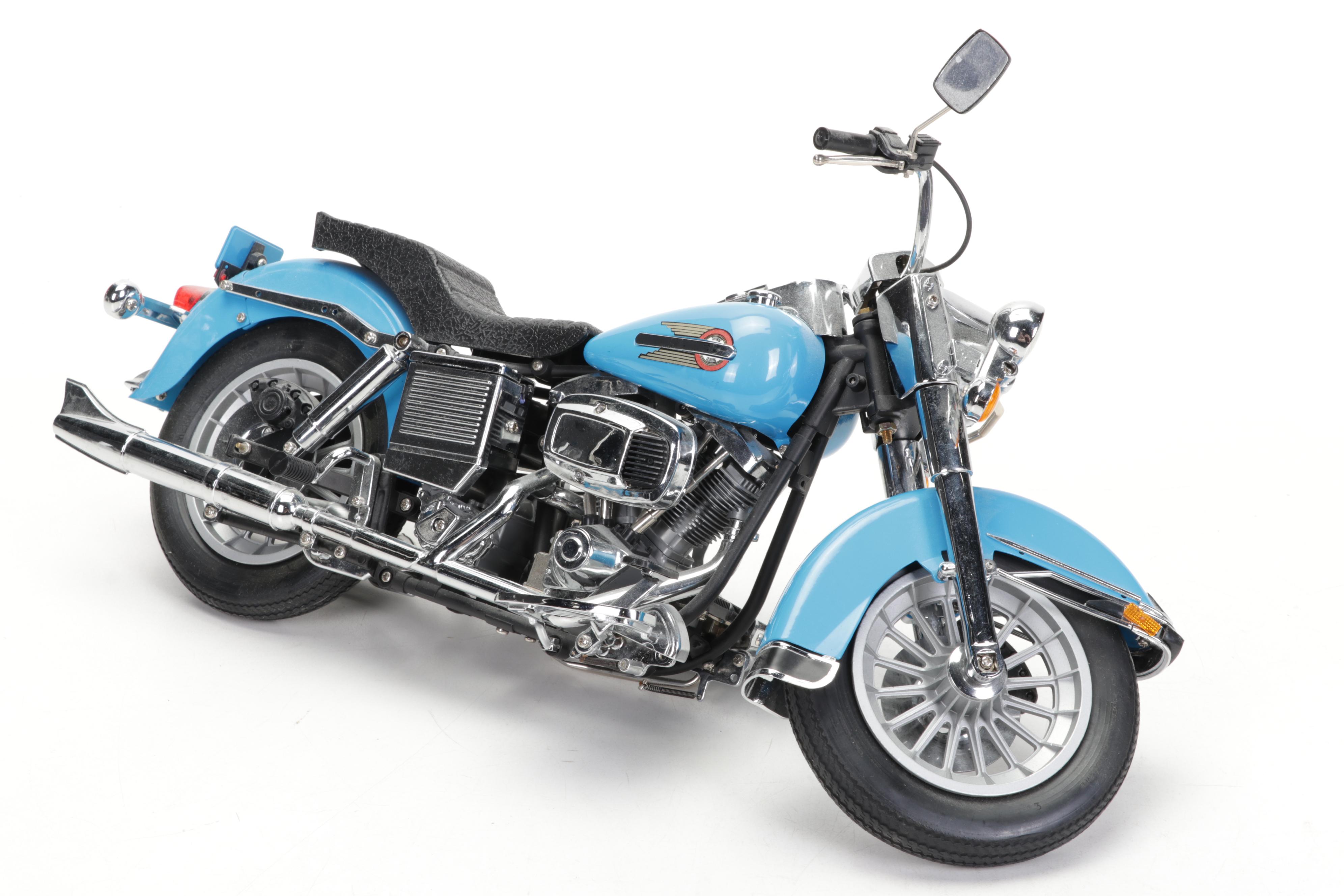 Maisto Premier Edition Mercedes-Benz SLS AMG 1/18 Diecast Car and Others