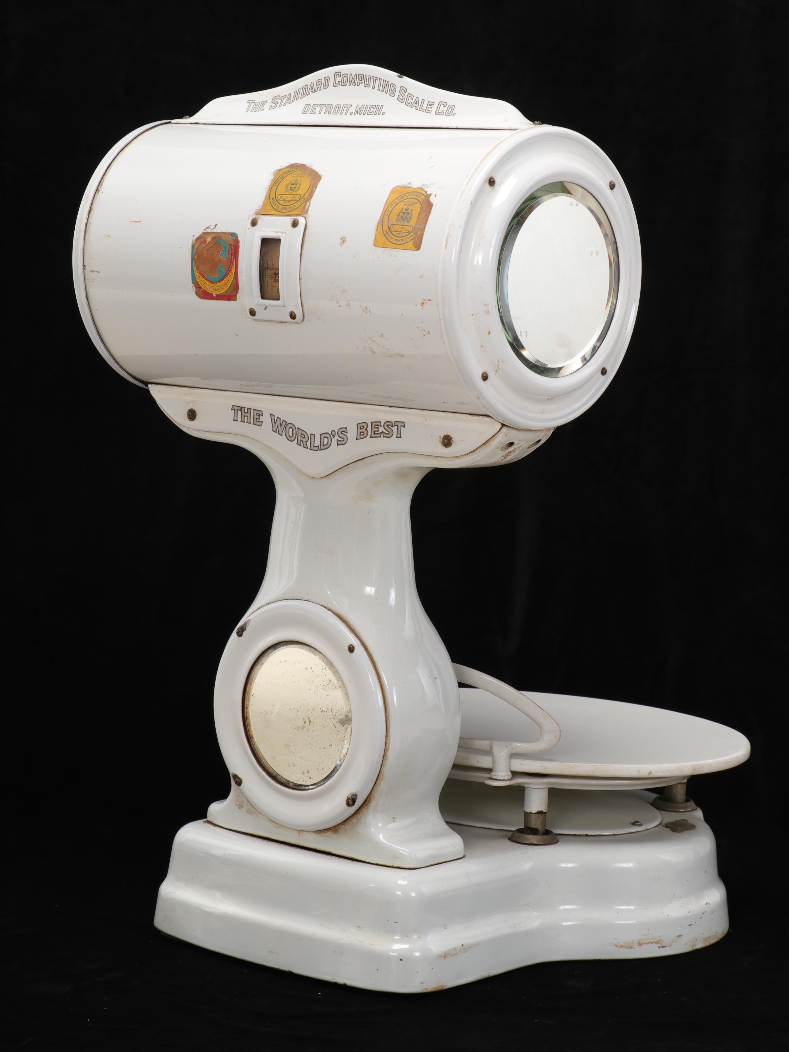 The Standard Computing Scale Co. Countertop Scale, Early/Mid-20th Century