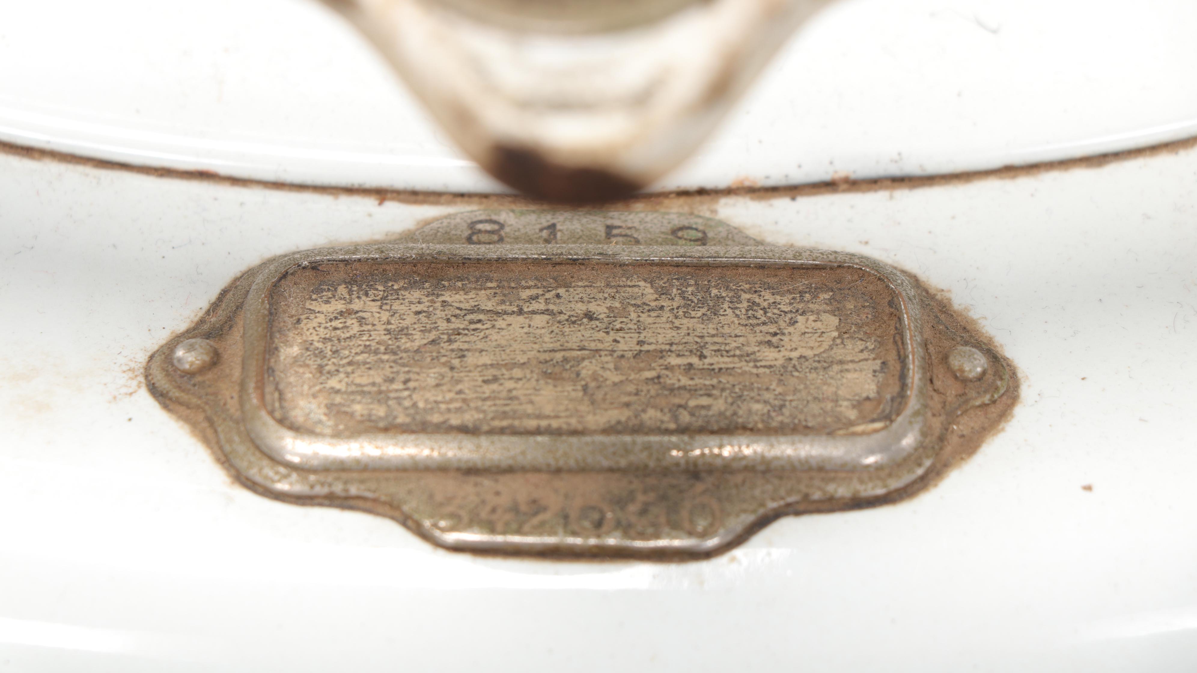 The Standard Computing Scale Co. Countertop Scale, Early/Mid-20th Century