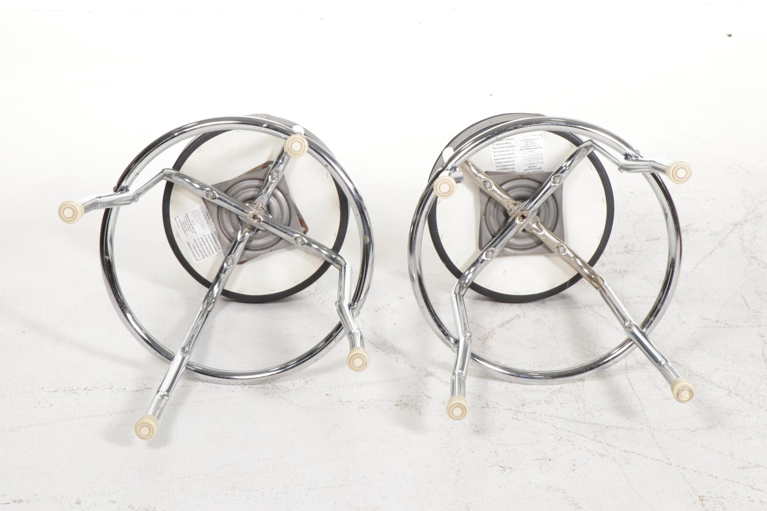 Namco "Pac-Man's Arcade Party" Cocktail Table Arcade Game with Chrome Stools