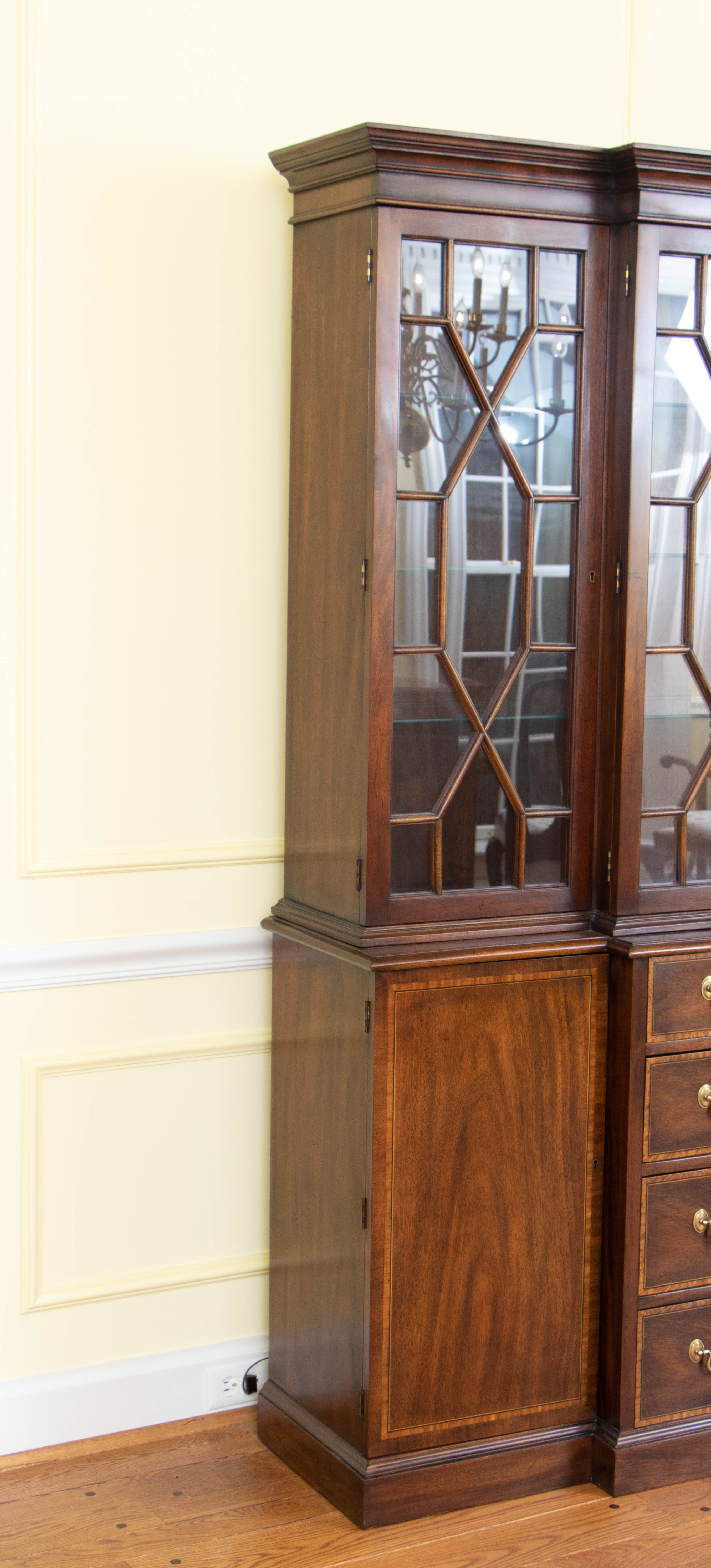 Virginia Galleries by Henkel-Harris Mahogany Breakfront China Cabinet