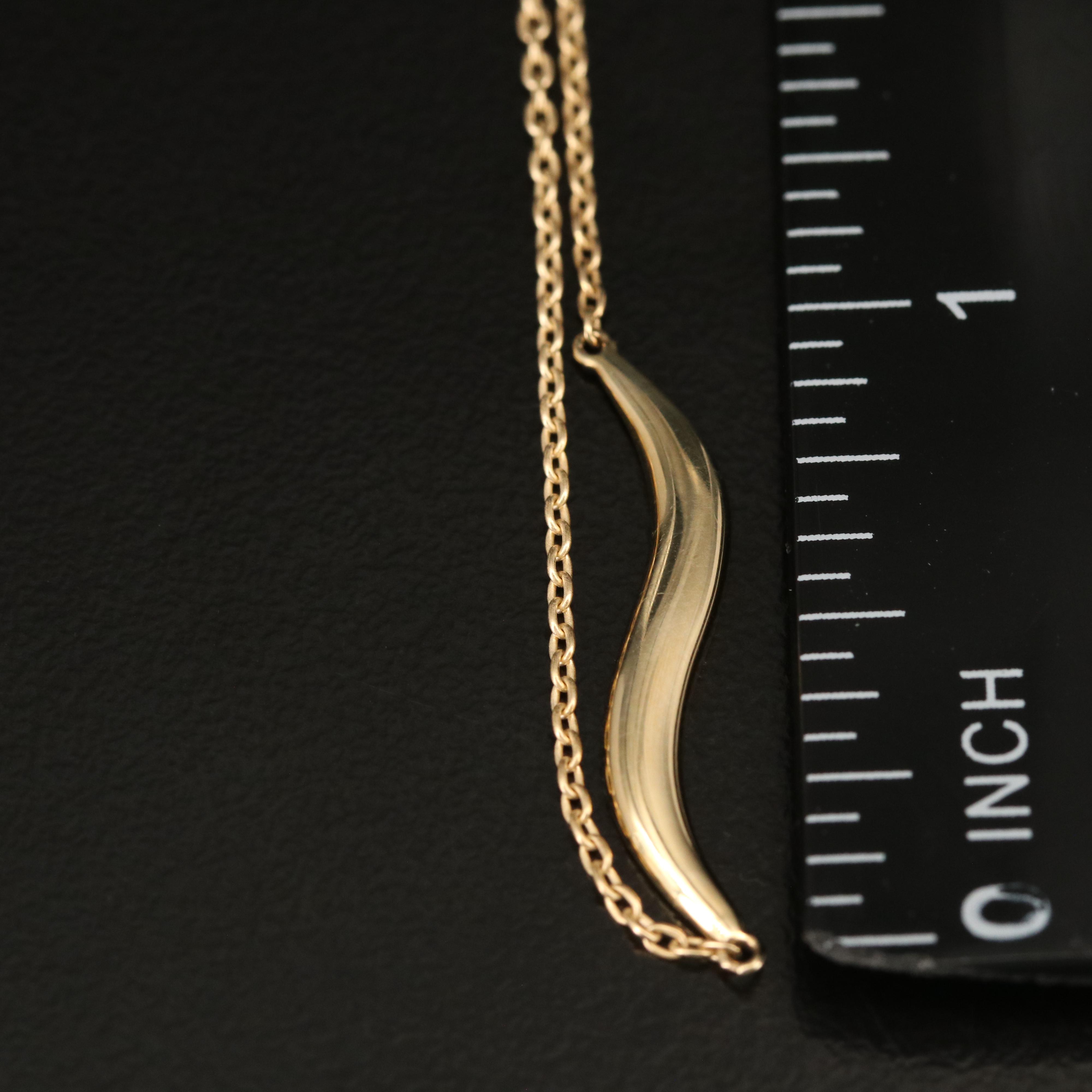 10K Gold Curved Bar Necklace