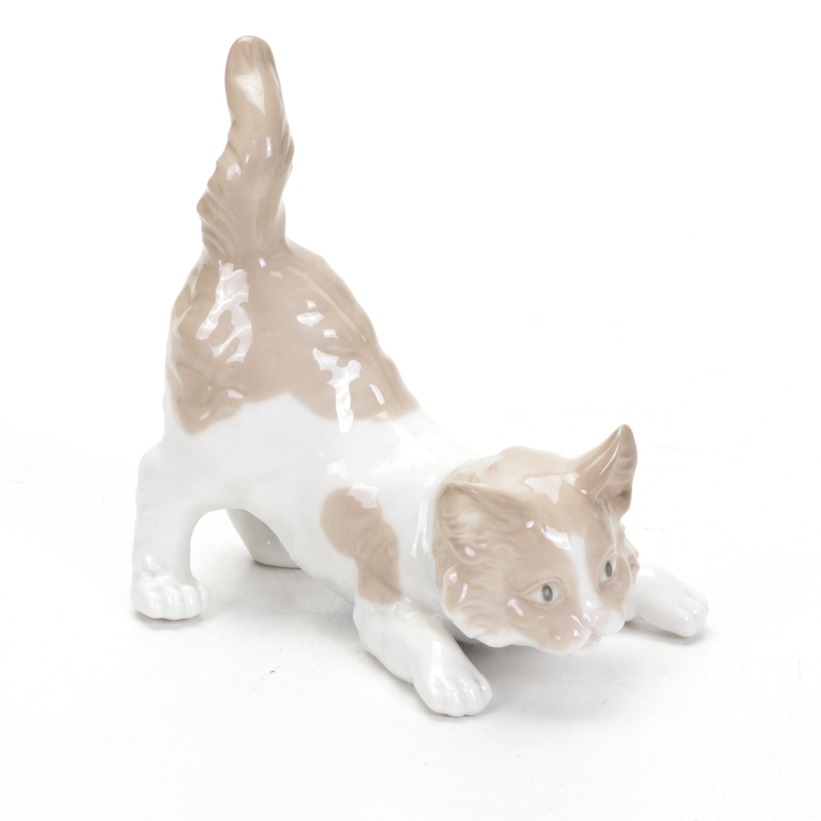Lladró "Playful Cat" Porcelain Figurine and Christmas Ornaments