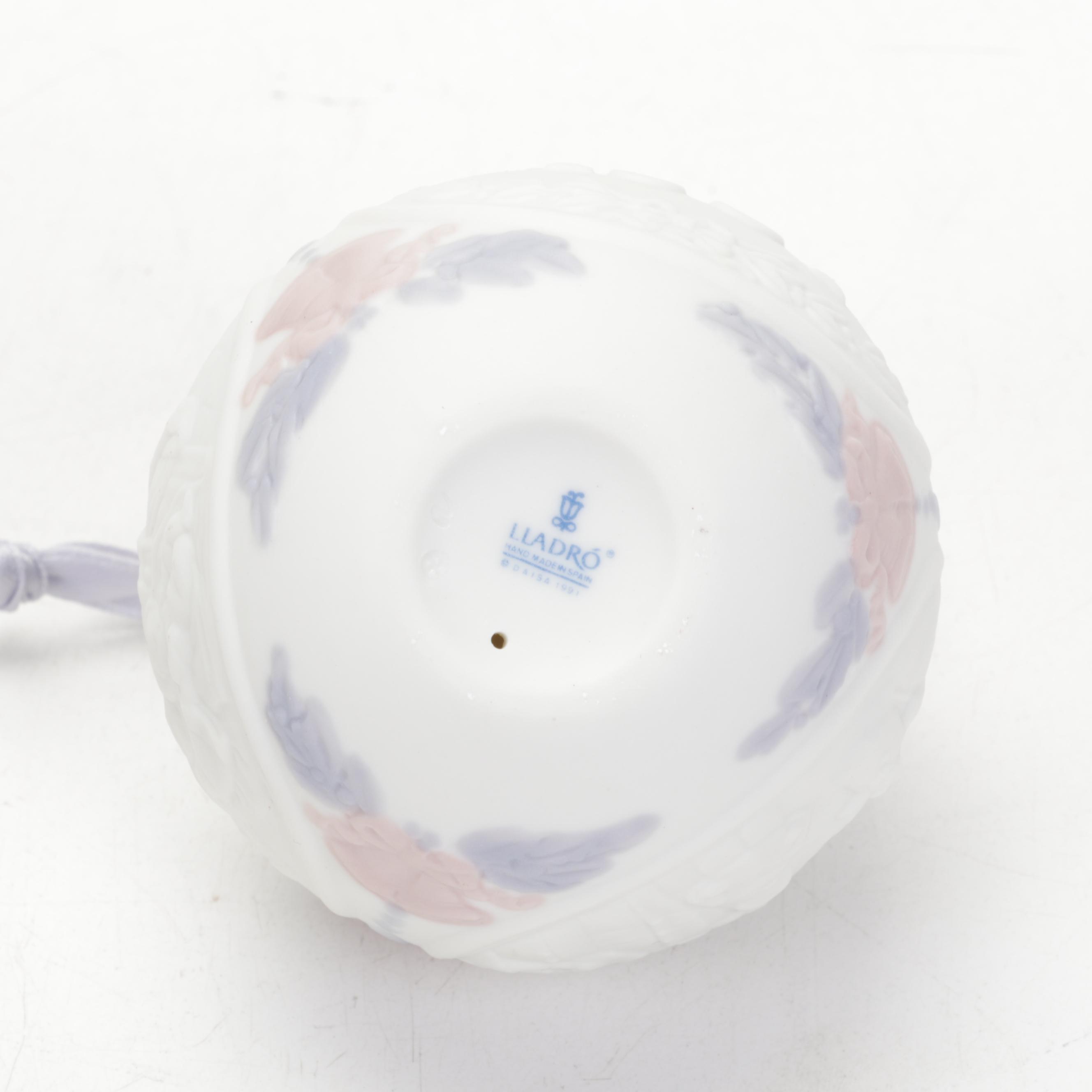 Lladró "Playful Cat" Porcelain Figurine and Christmas Ornaments