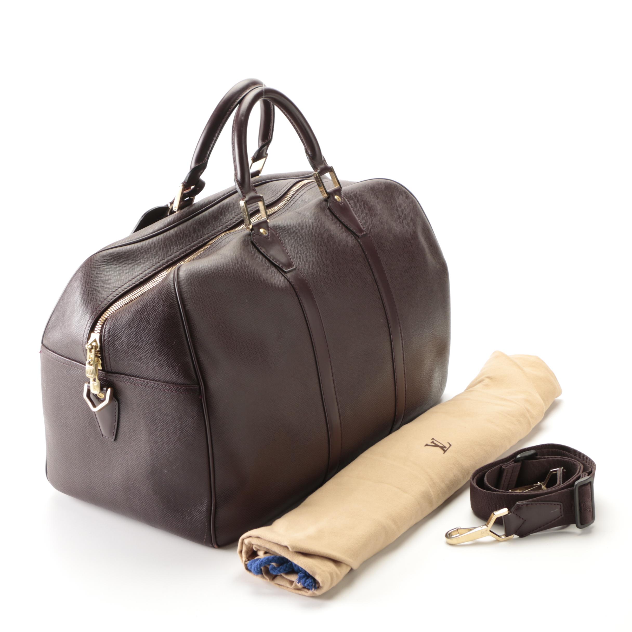 Louis Vuitton Kendall GM Travel Bag in Acajou Taïga Leather with Shoulder Strap
