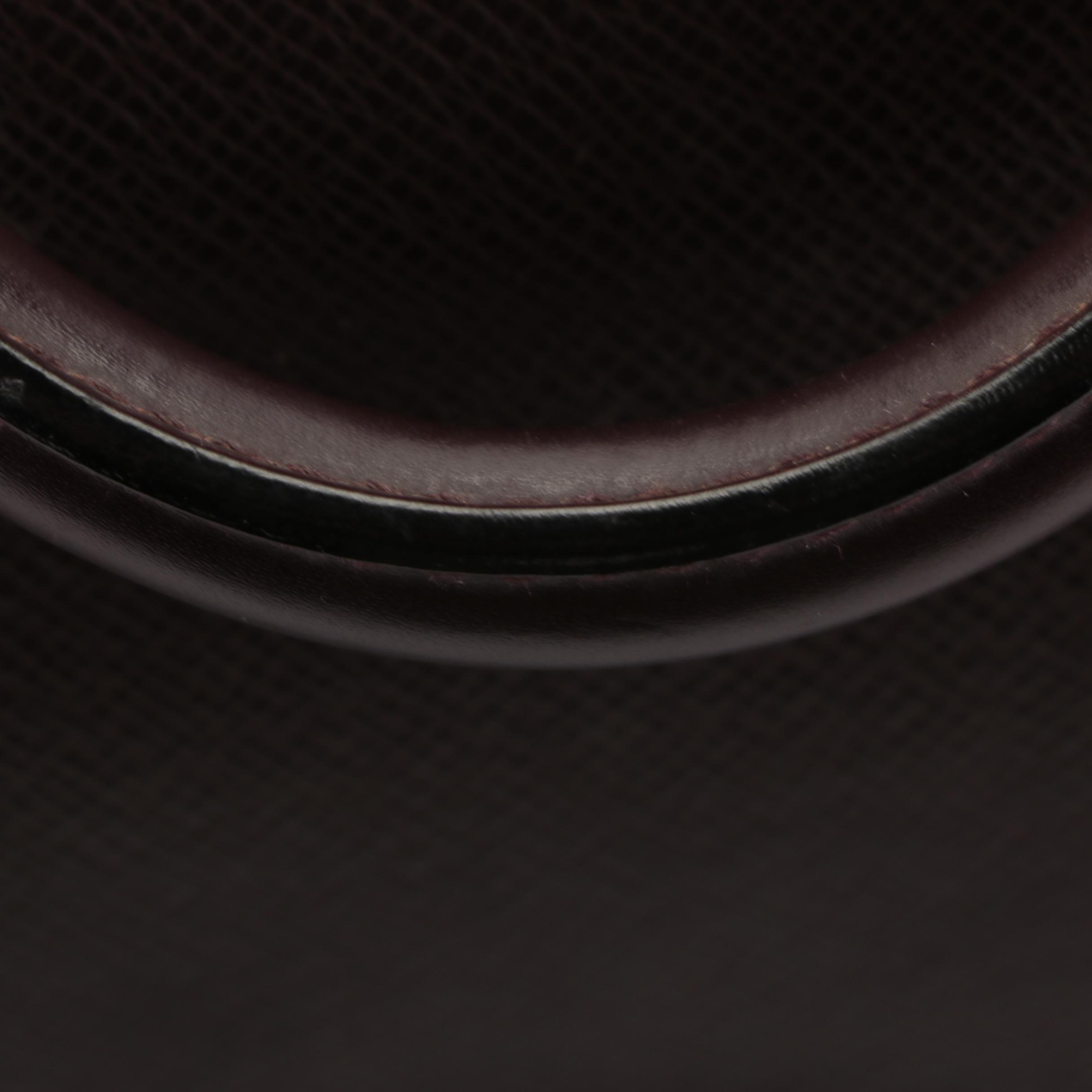 Louis Vuitton Kendall GM Travel Bag in Acajou Taïga Leather with Shoulder Strap