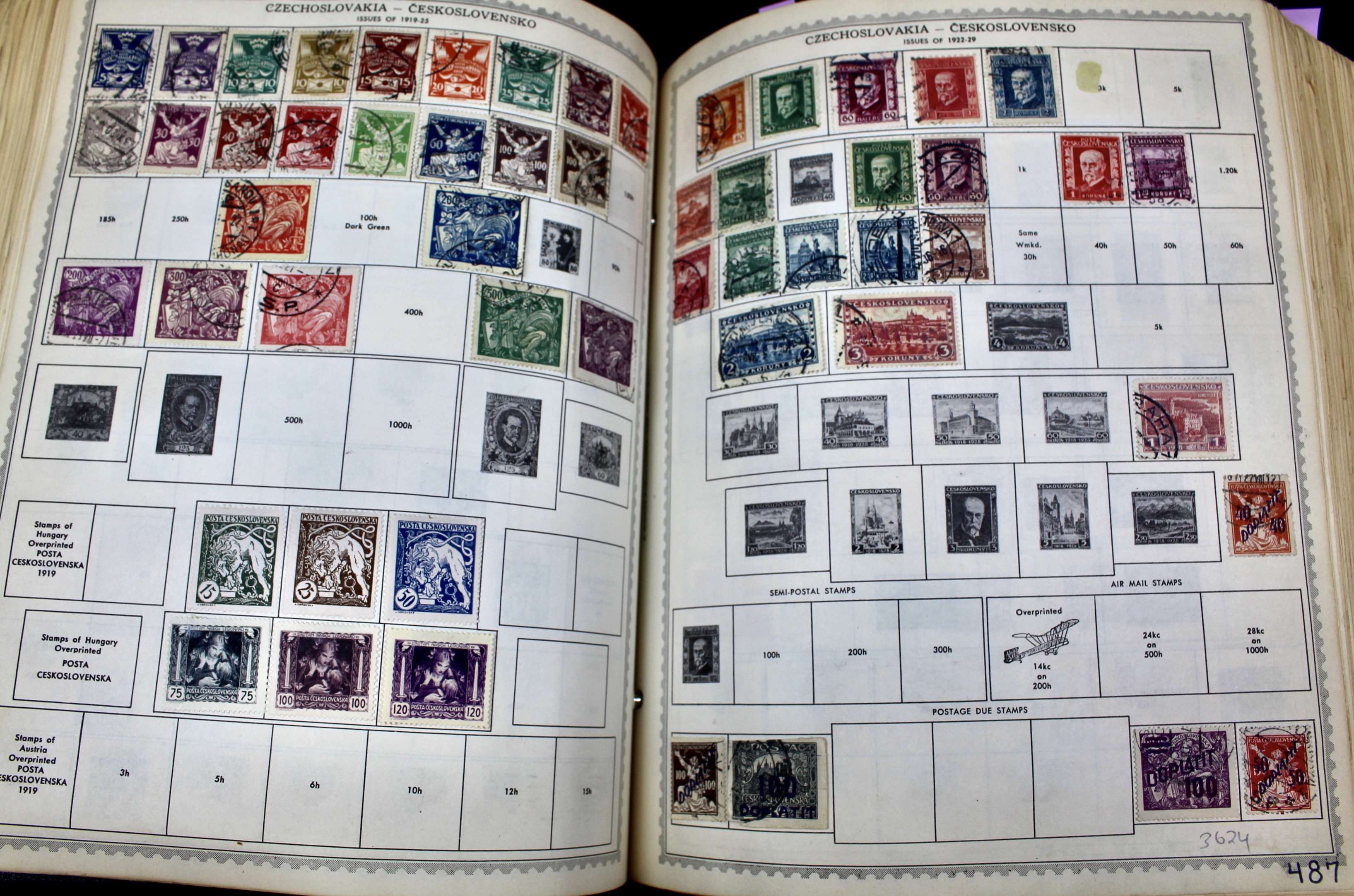 Minkus Master Global Stamp Album