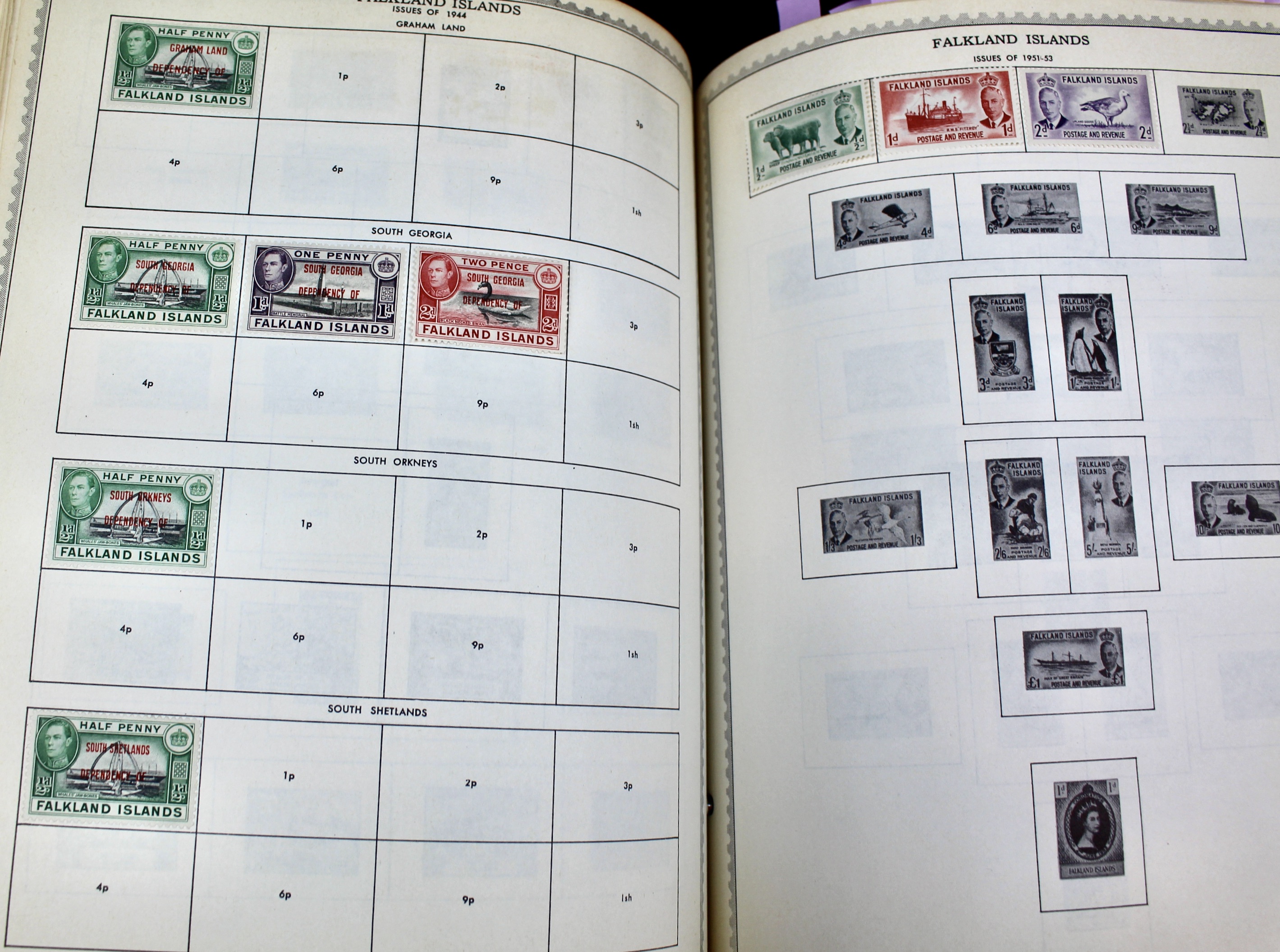 Minkus Master Global Stamp Album