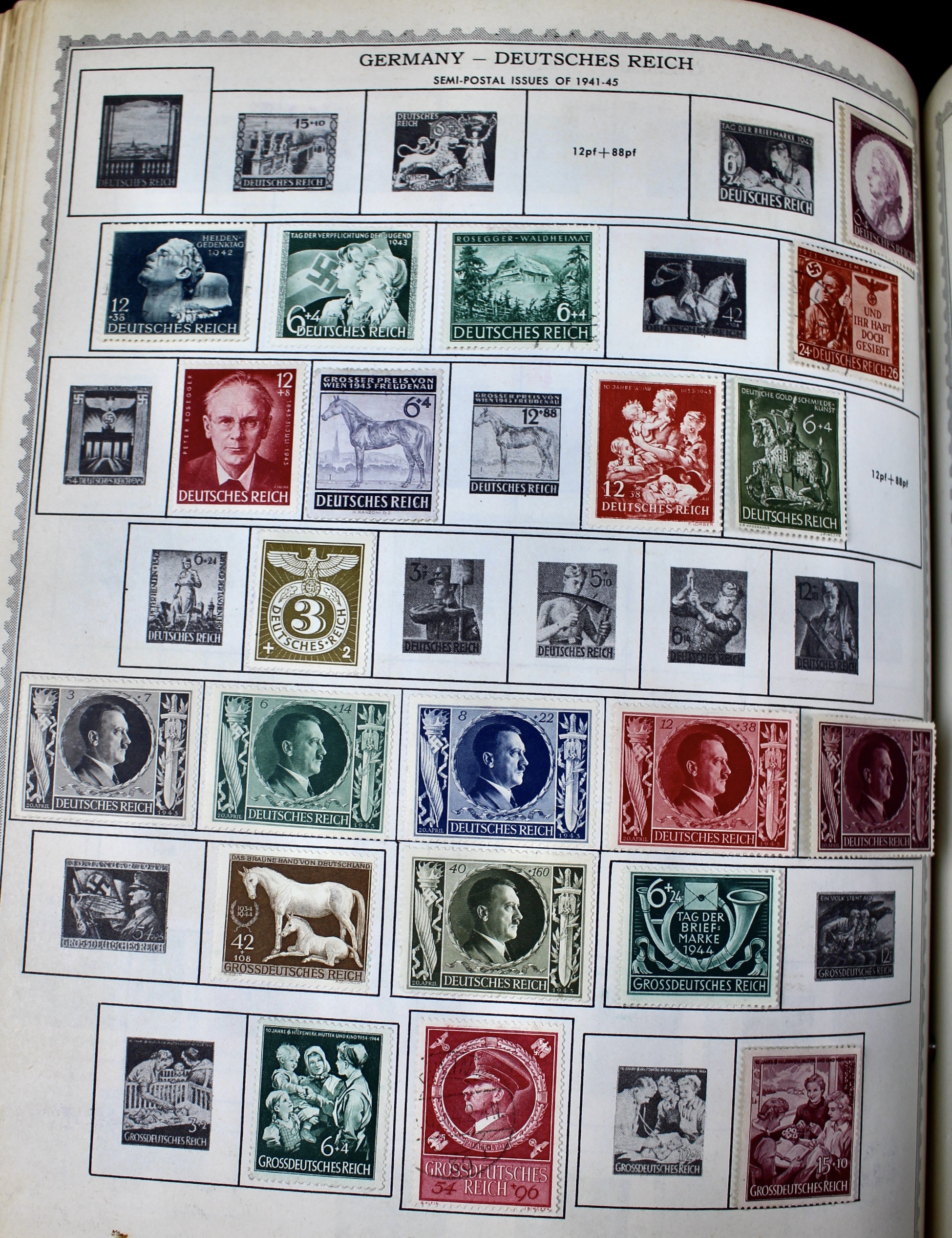 Minkus Master Global Stamp Album