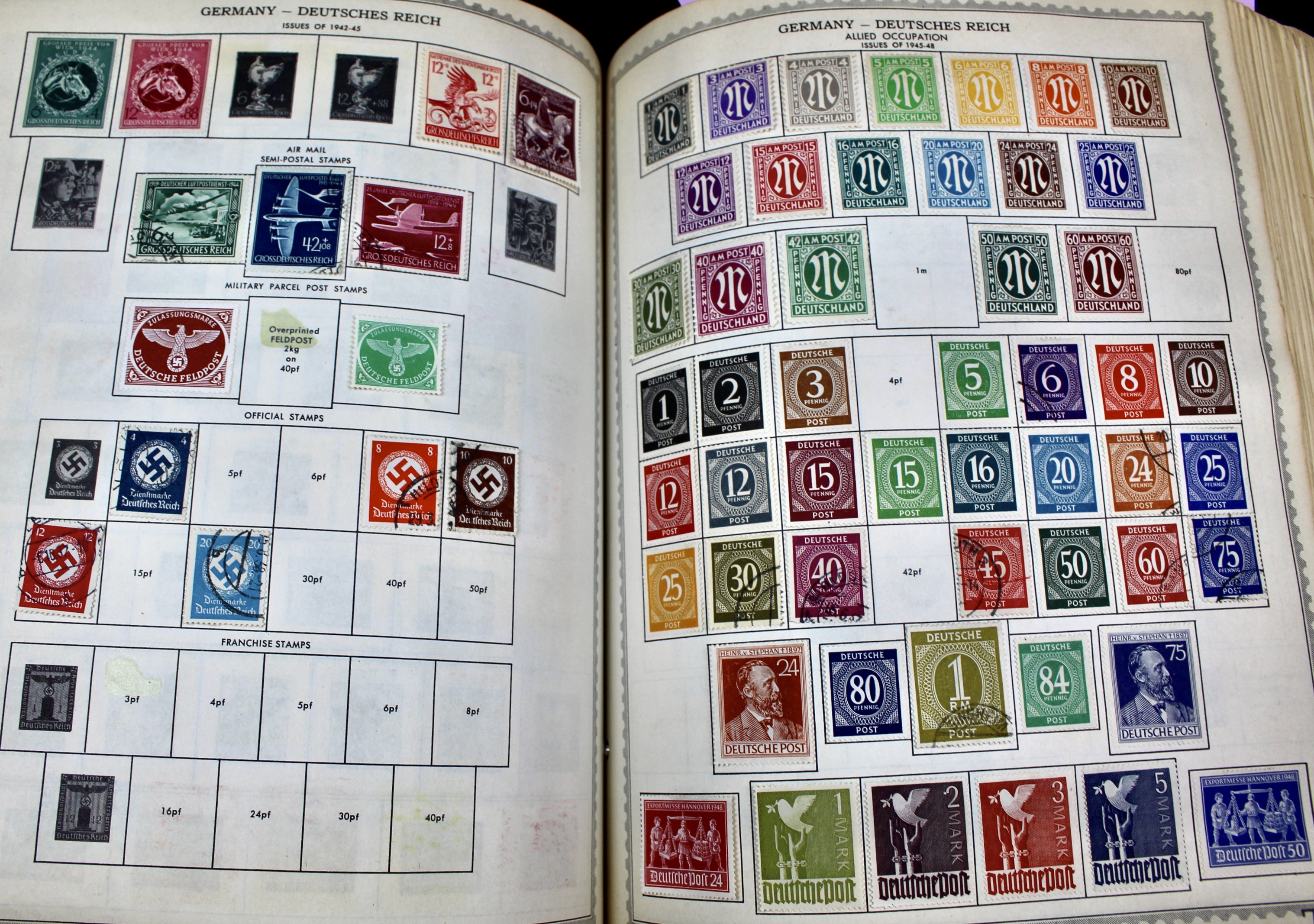 Minkus Master Global Stamp Album