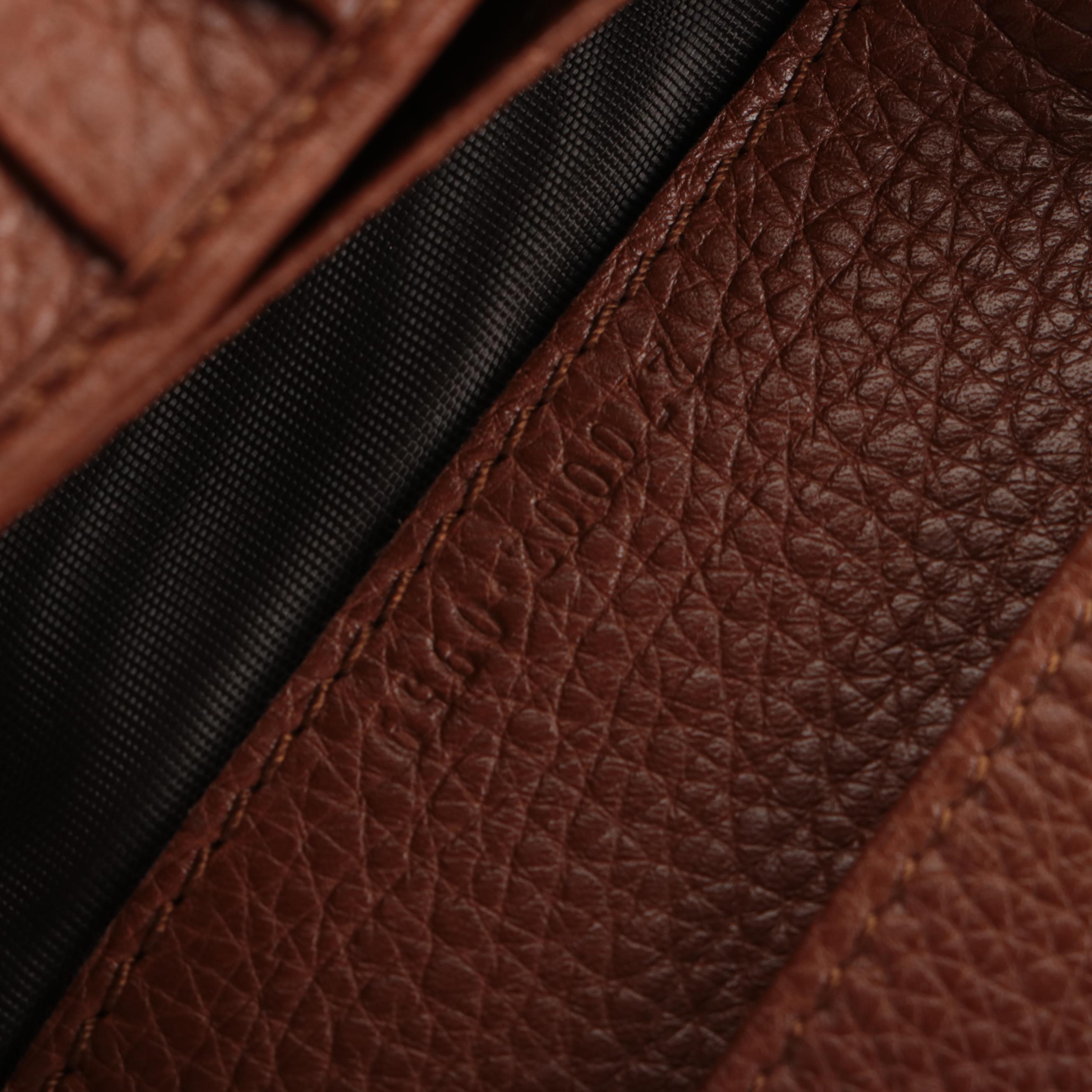 Gucci GG Long Wallet in Brown Pebble Grain Leather with Box