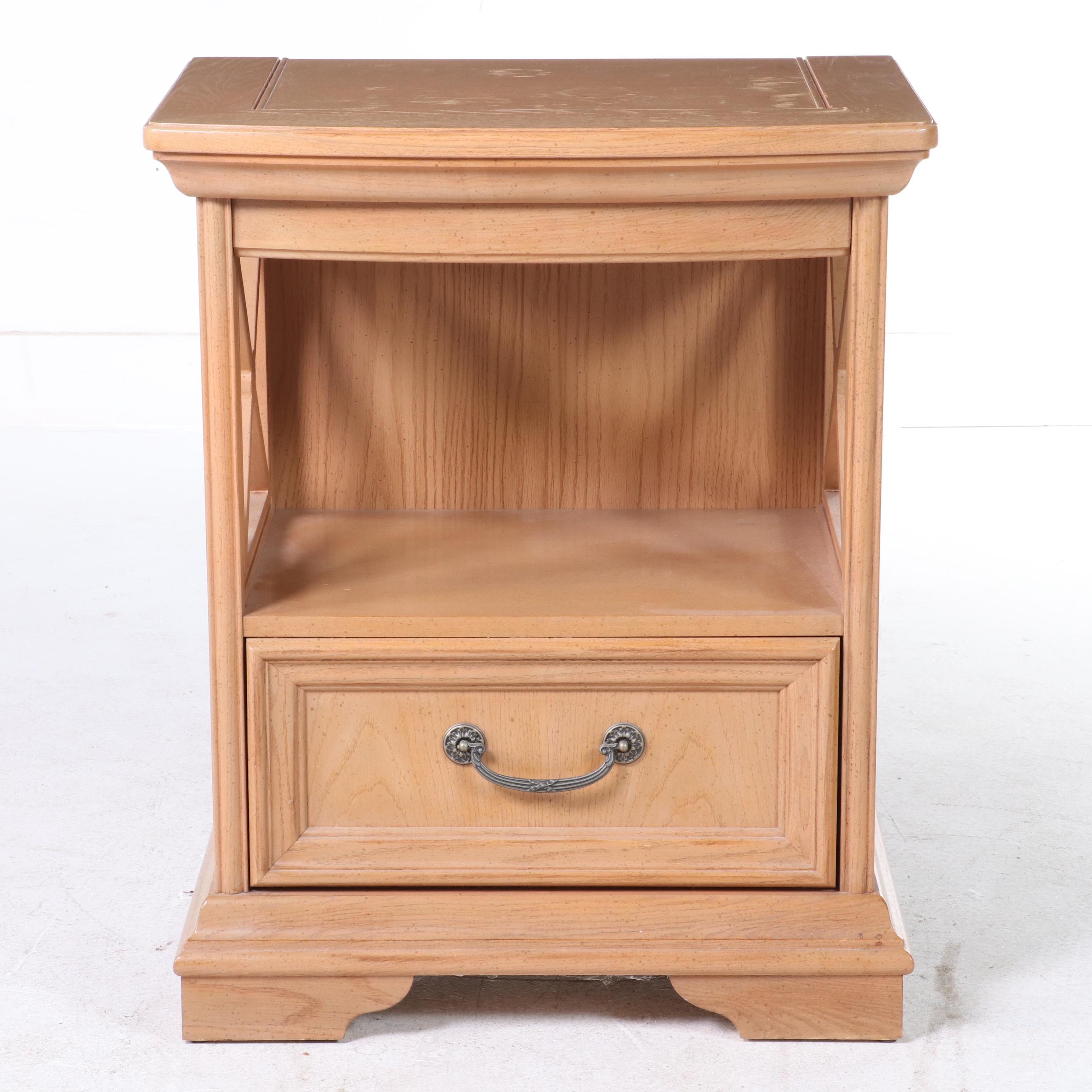 2/4 Stanley Furniture Neoclassical Style Oak Nightstand