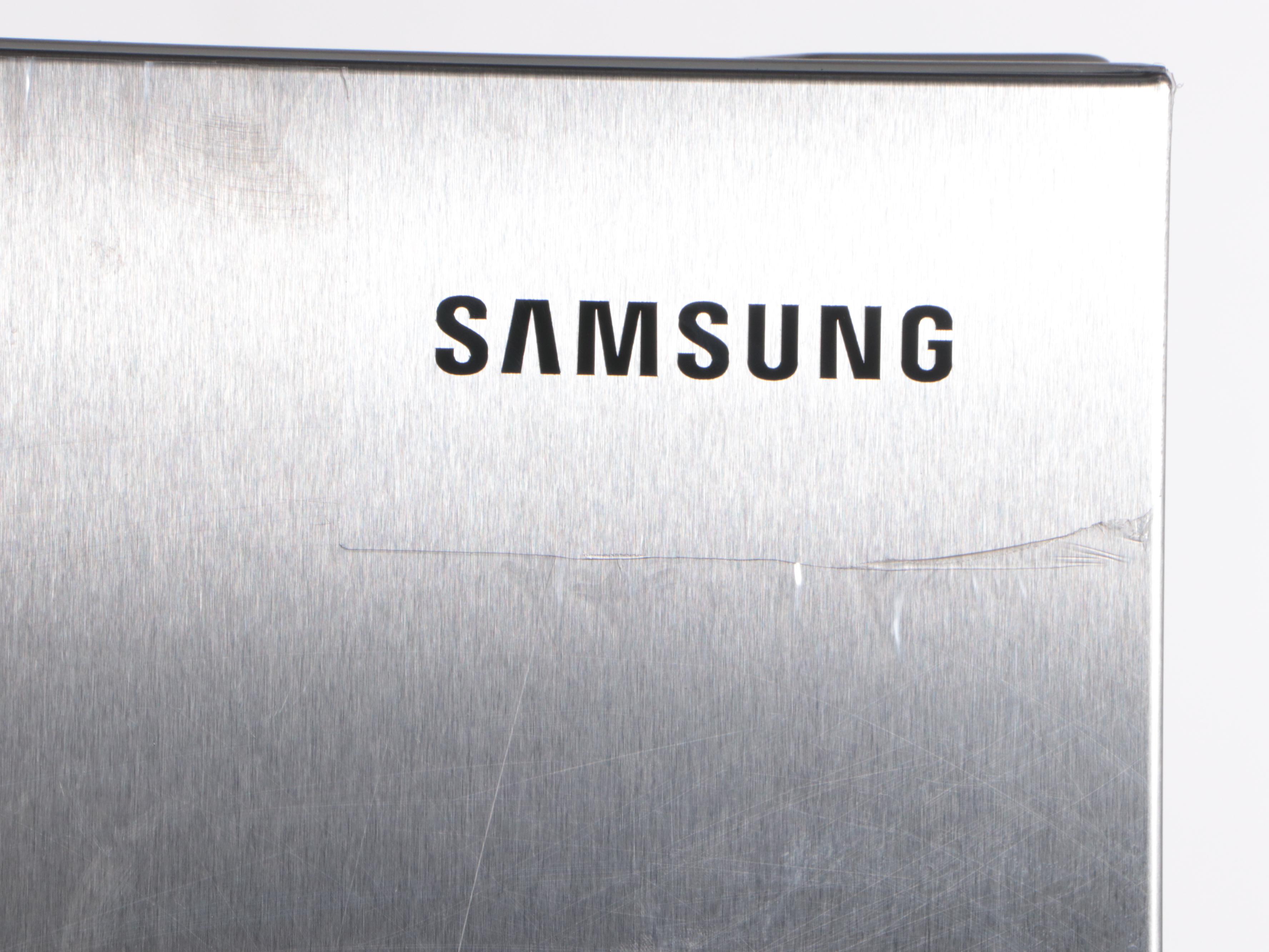 Samsung 27.4 Cu. Ft. Stainless Steel Large Capacity Side-by-Side Refrigerator