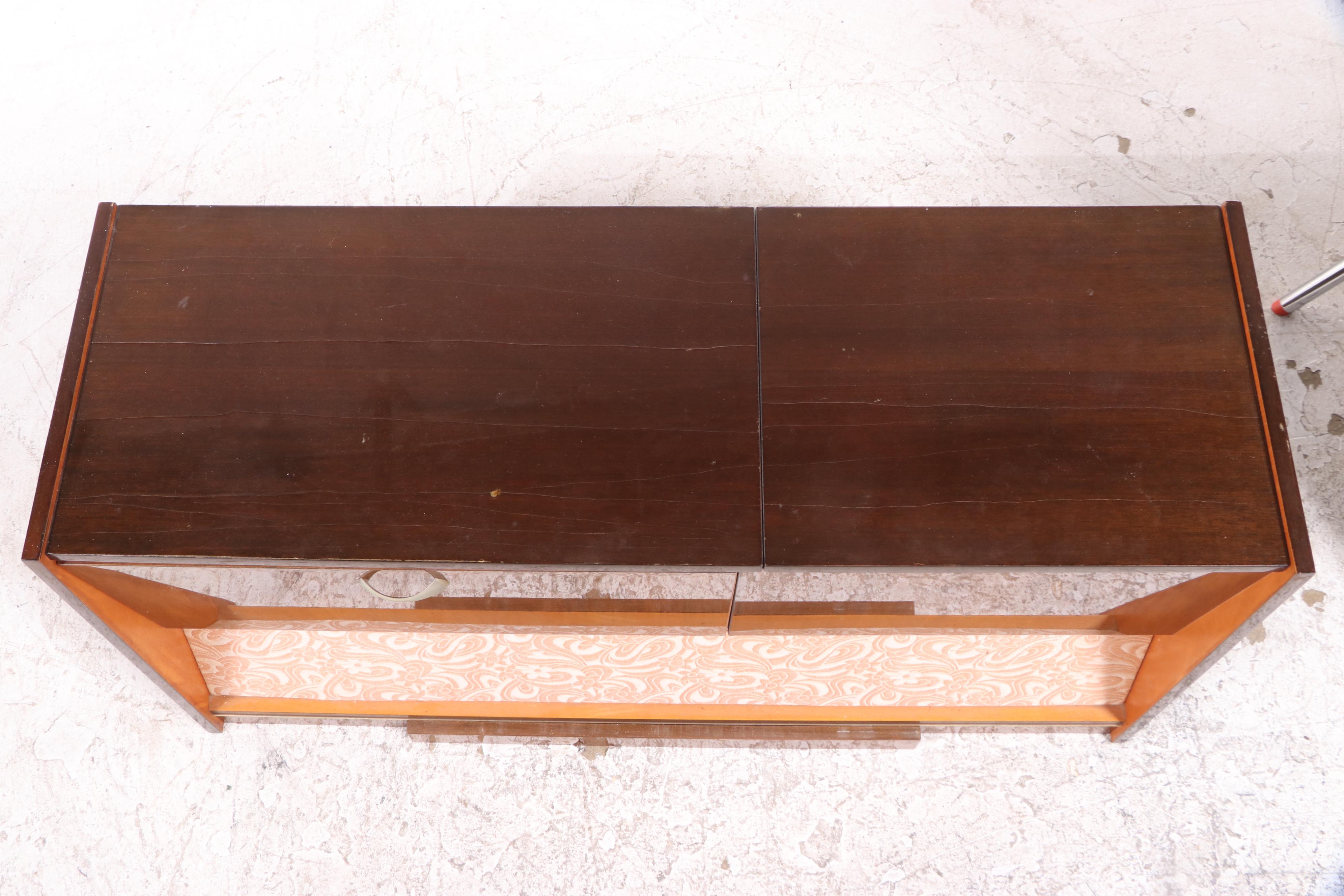 Loewe-Opta AM/FM Radio Console with Turntable, 1960s